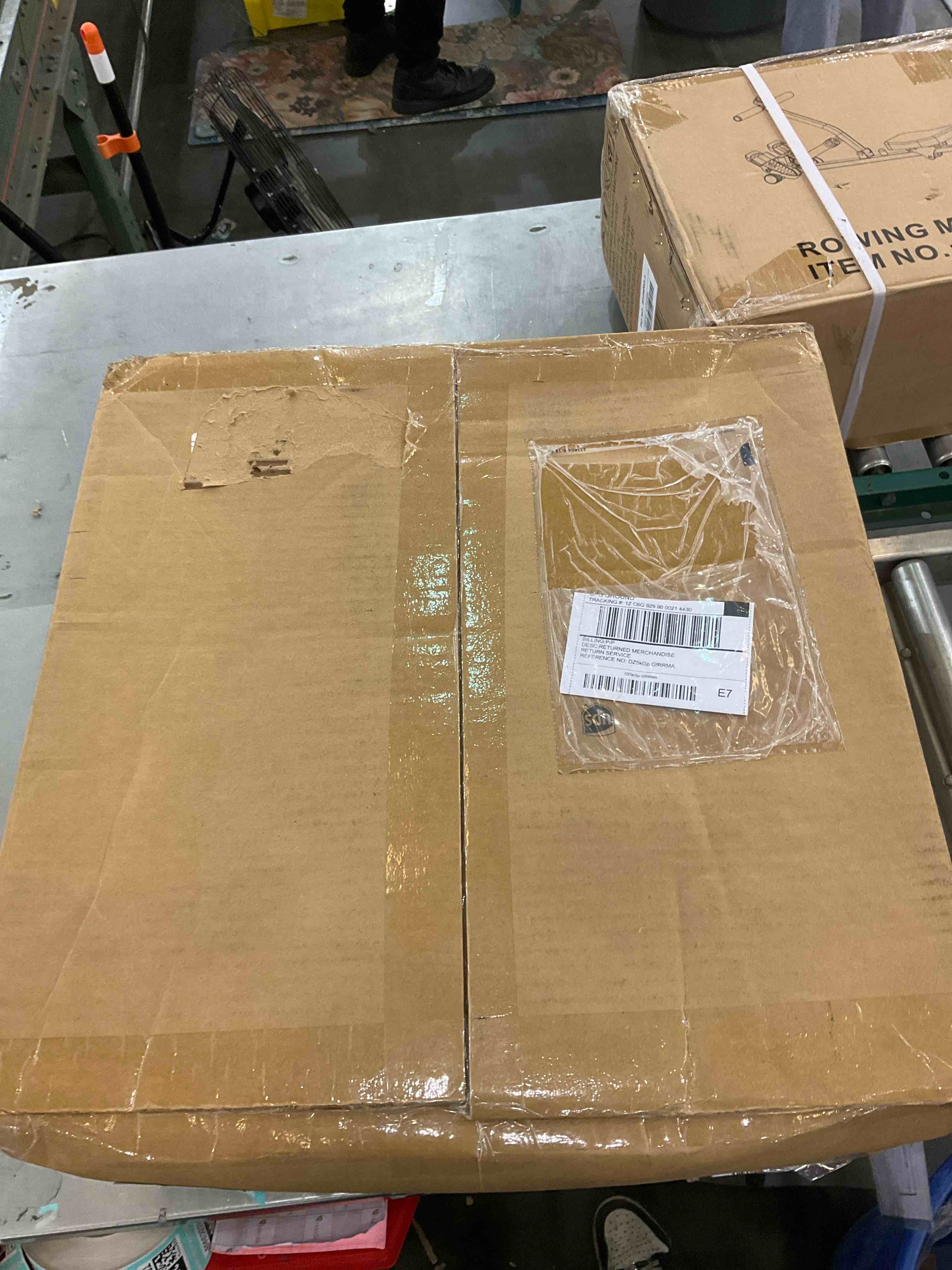 https://s3.amazonaws.com/lotting-images-prod/bidfta/TEA0283580_1728925417195.jpeg