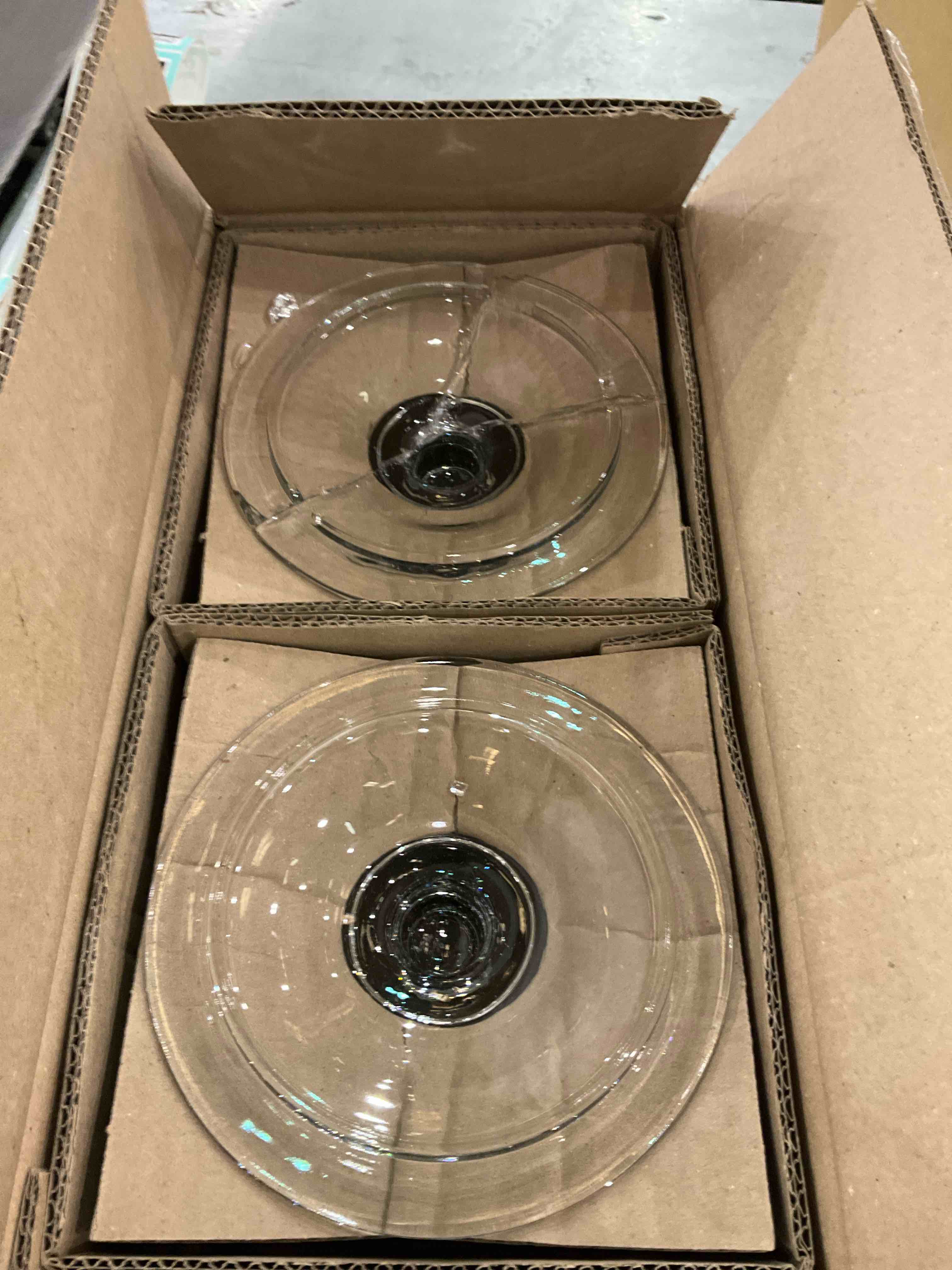 https://s3.amazonaws.com/lotting-images-prod/bidfta/TEA0283629_1728913487224.jpeg