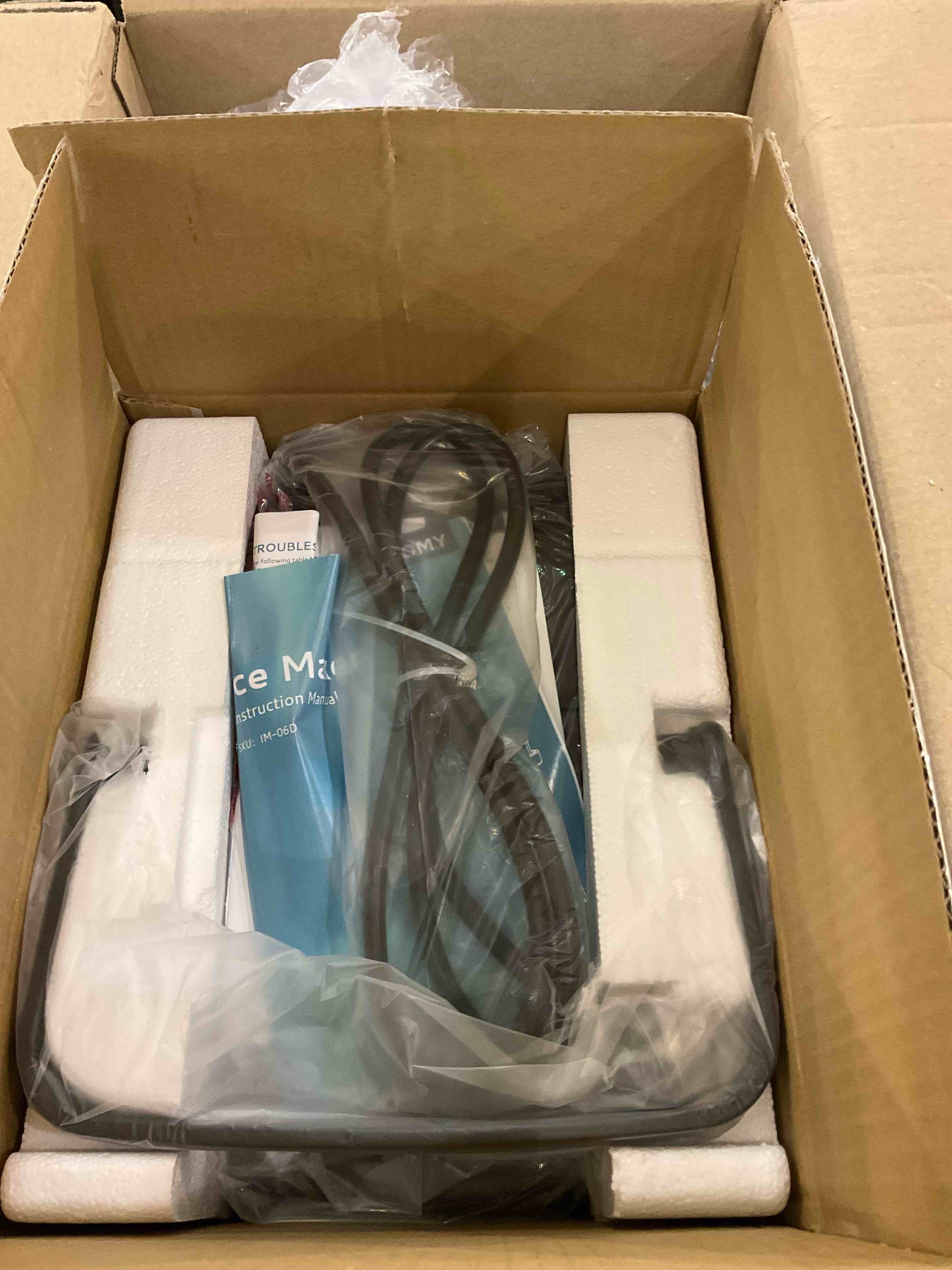 EUHOMY Countertop Ice Maker Machine with Handle, 26lbs in 24Hrs, 9 Ice