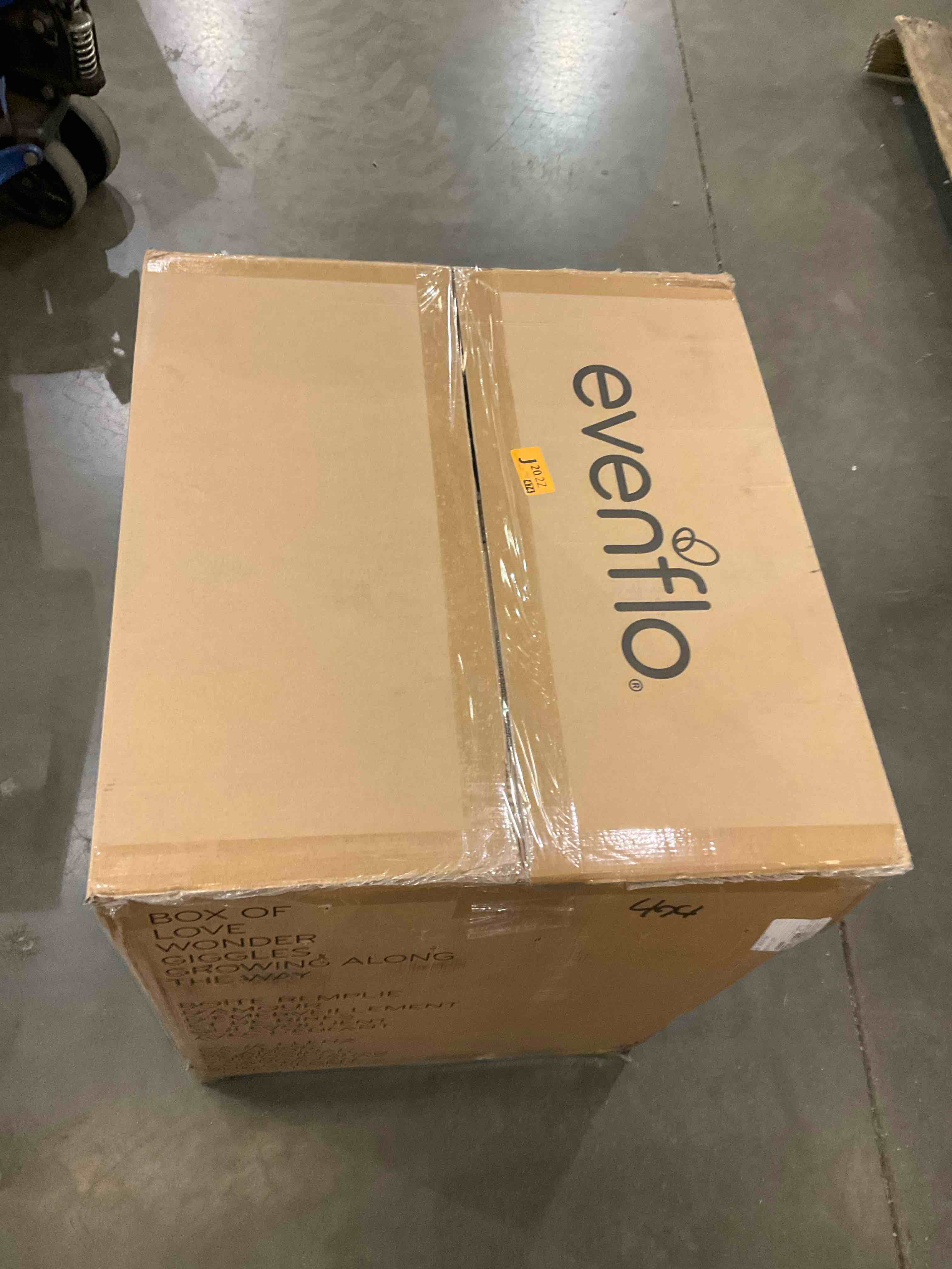 https://s3.amazonaws.com/lotting-images-prod/bidfta/TEA0284890_1737476441336.jpeg