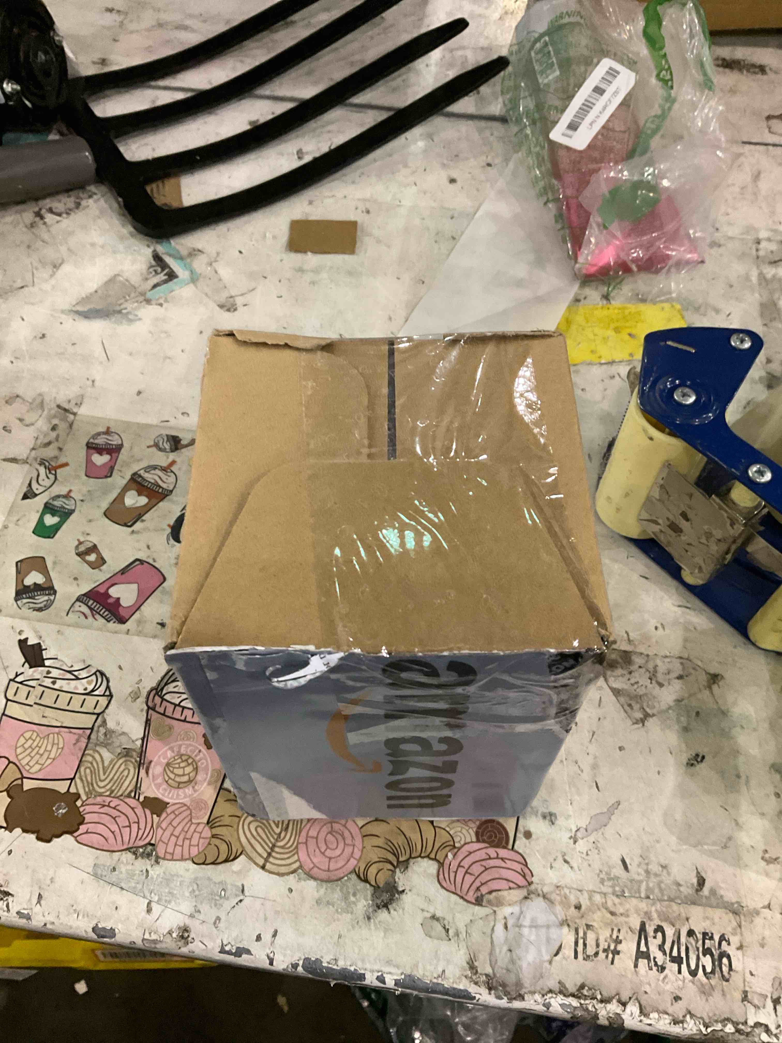 https://s3.amazonaws.com/lotting-images-prod/bidfta/TEA0285275_1737376437246.jpeg