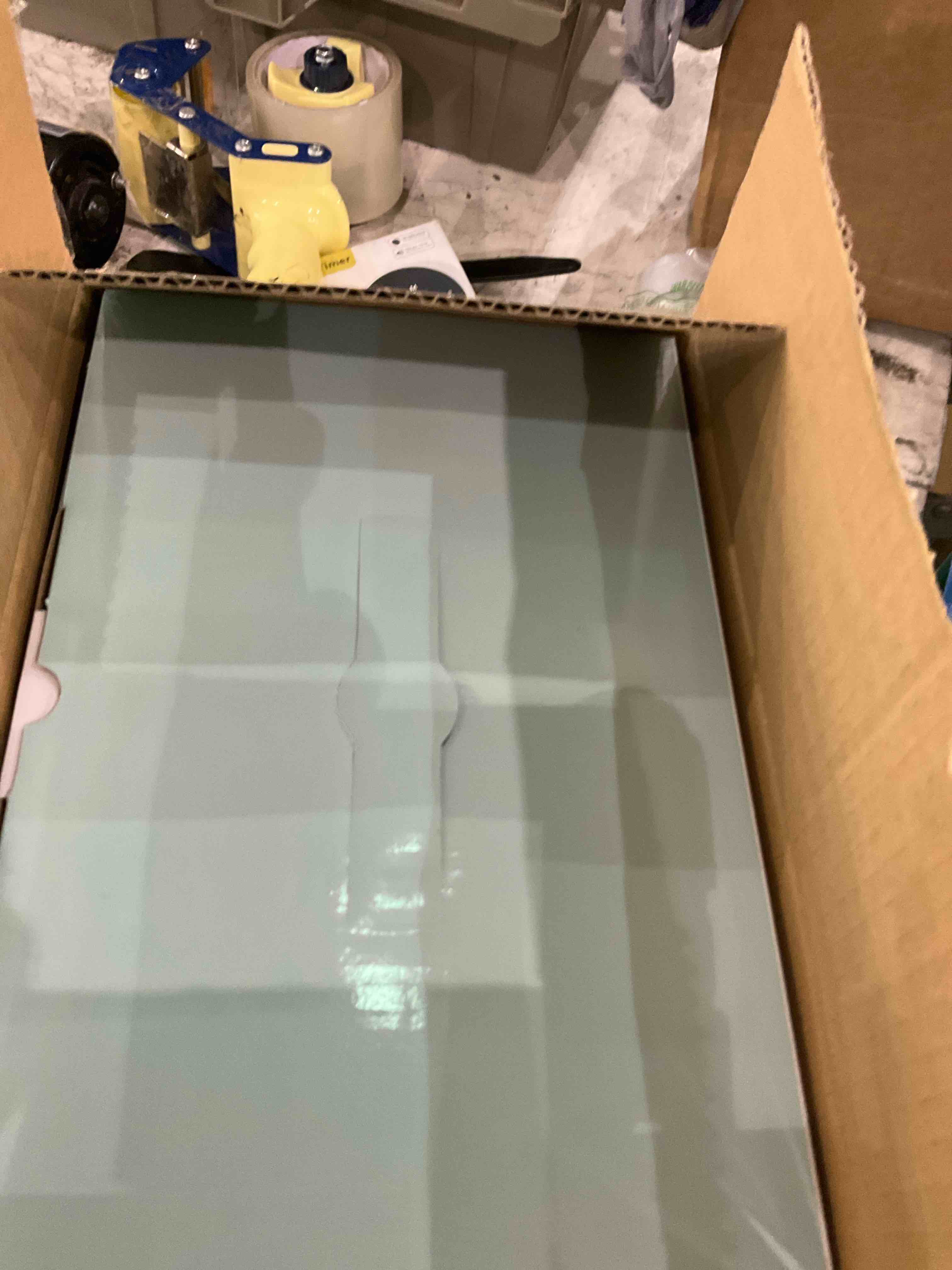 https://s3.amazonaws.com/lotting-images-prod/bidfta/TEA0285283_1737375667011.jpeg