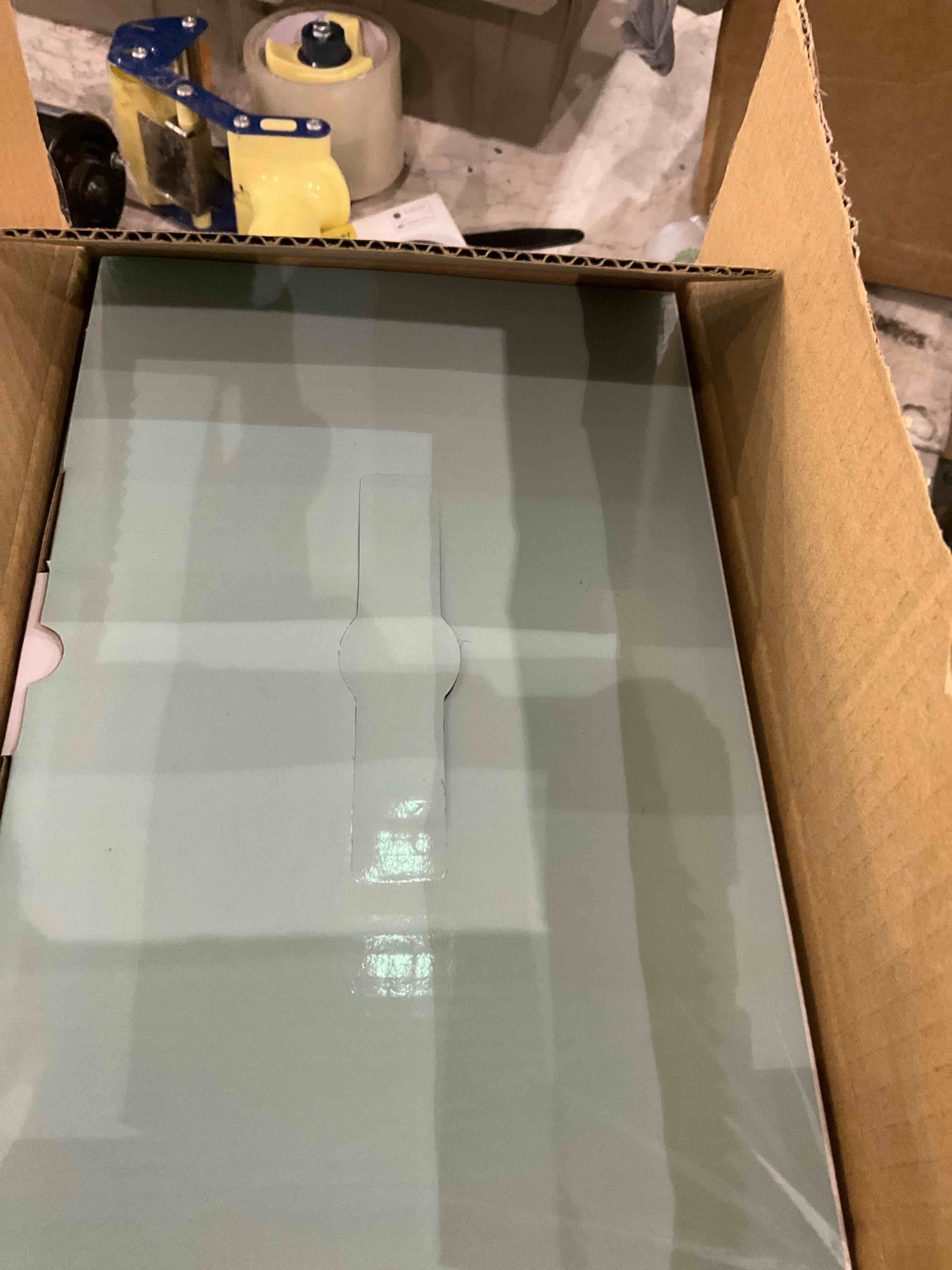 https://s3.amazonaws.com/lotting-images-prod/bidfta/TEA0285283_1737375668042.jpeg