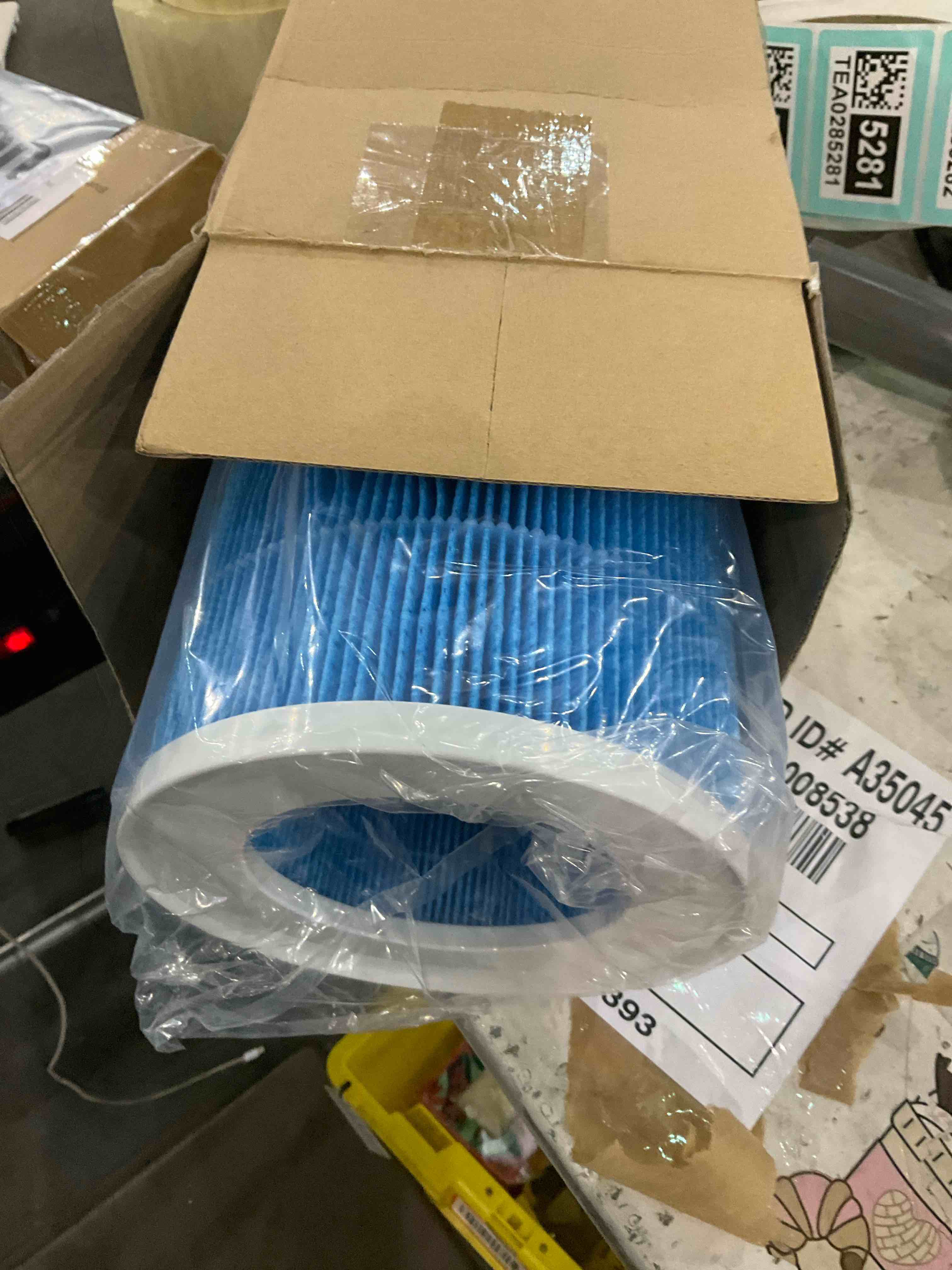 https://s3.amazonaws.com/lotting-images-prod/bidfta/TEA0285291_1737374949544.jpeg