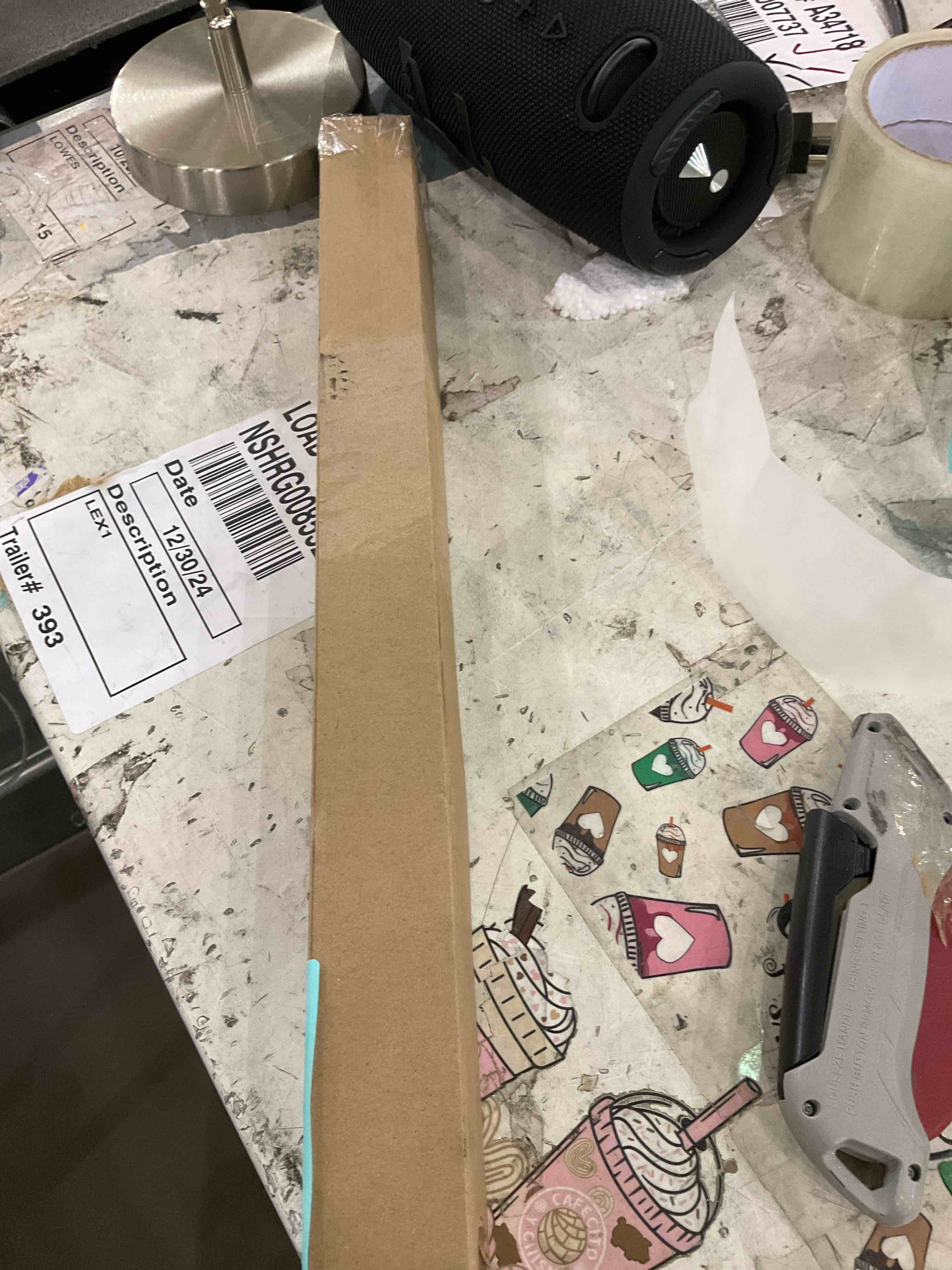 https://s3.amazonaws.com/lotting-images-prod/bidfta/TEA0285420_1737042000538.jpeg