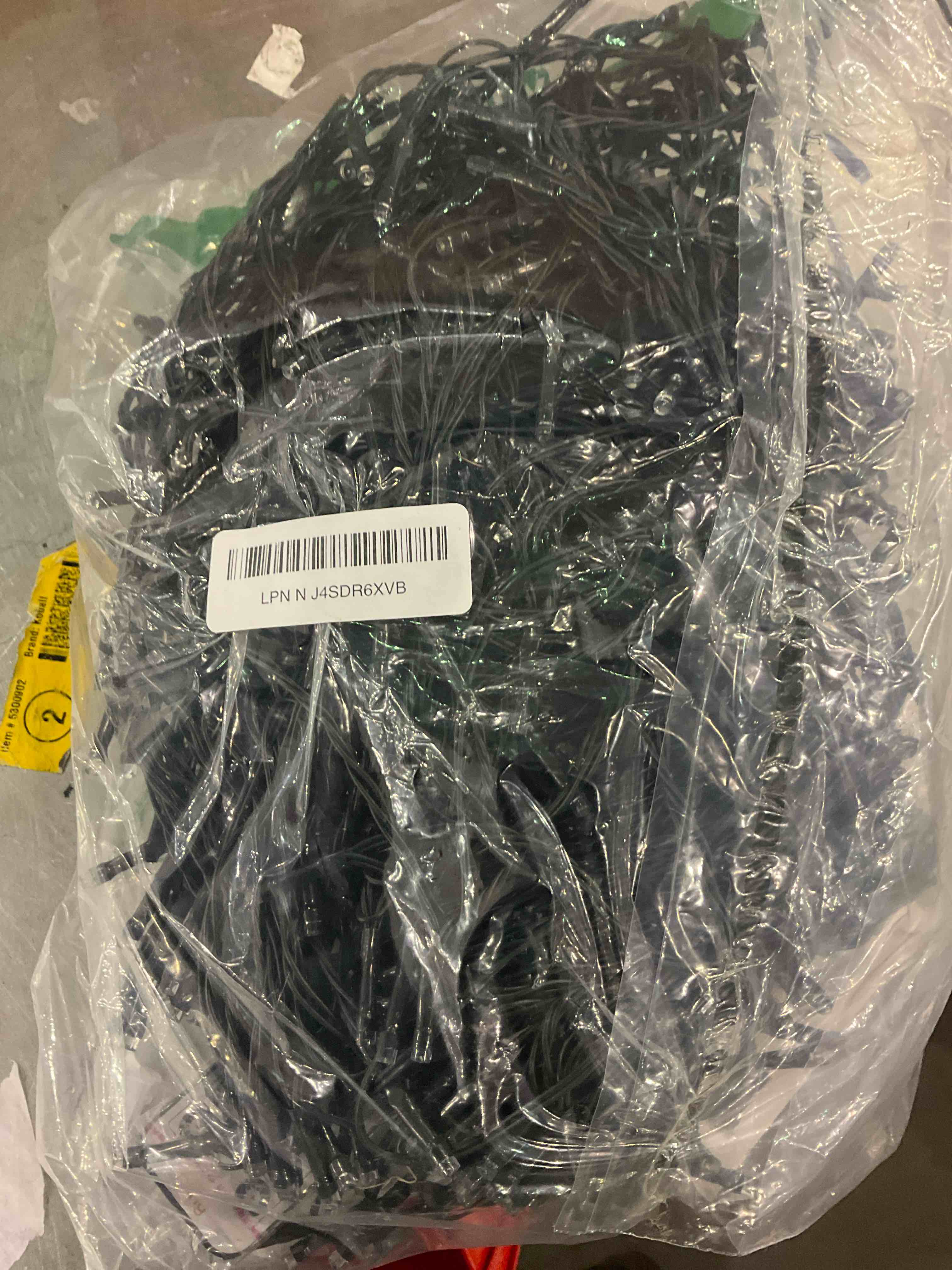 https://s3.amazonaws.com/lotting-images-prod/bidfta/TEA0286109_1737376330659.jpeg