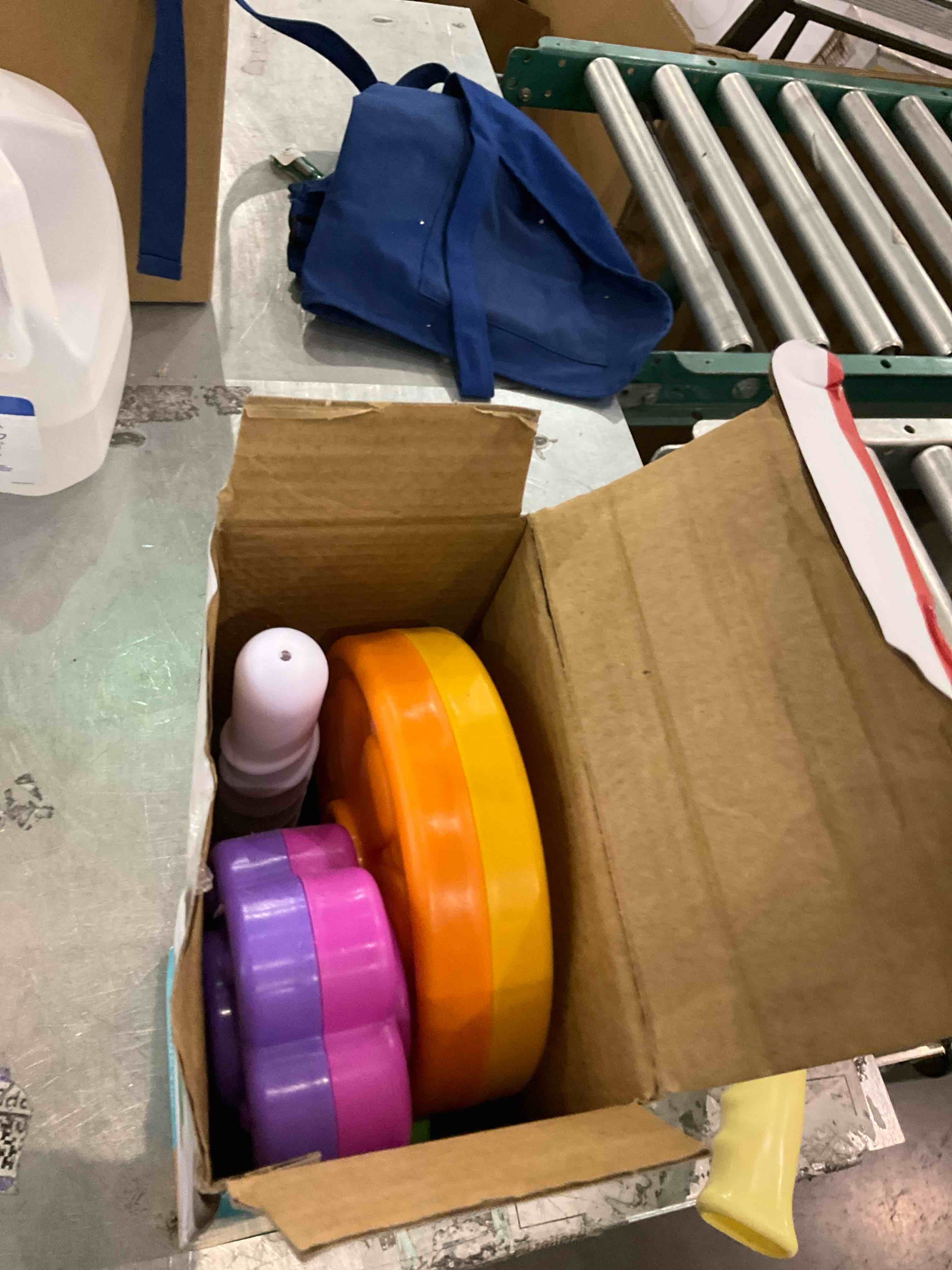 https://s3.amazonaws.com/lotting-images-prod/bidfta/TEA0287080_1736274752551.jpeg