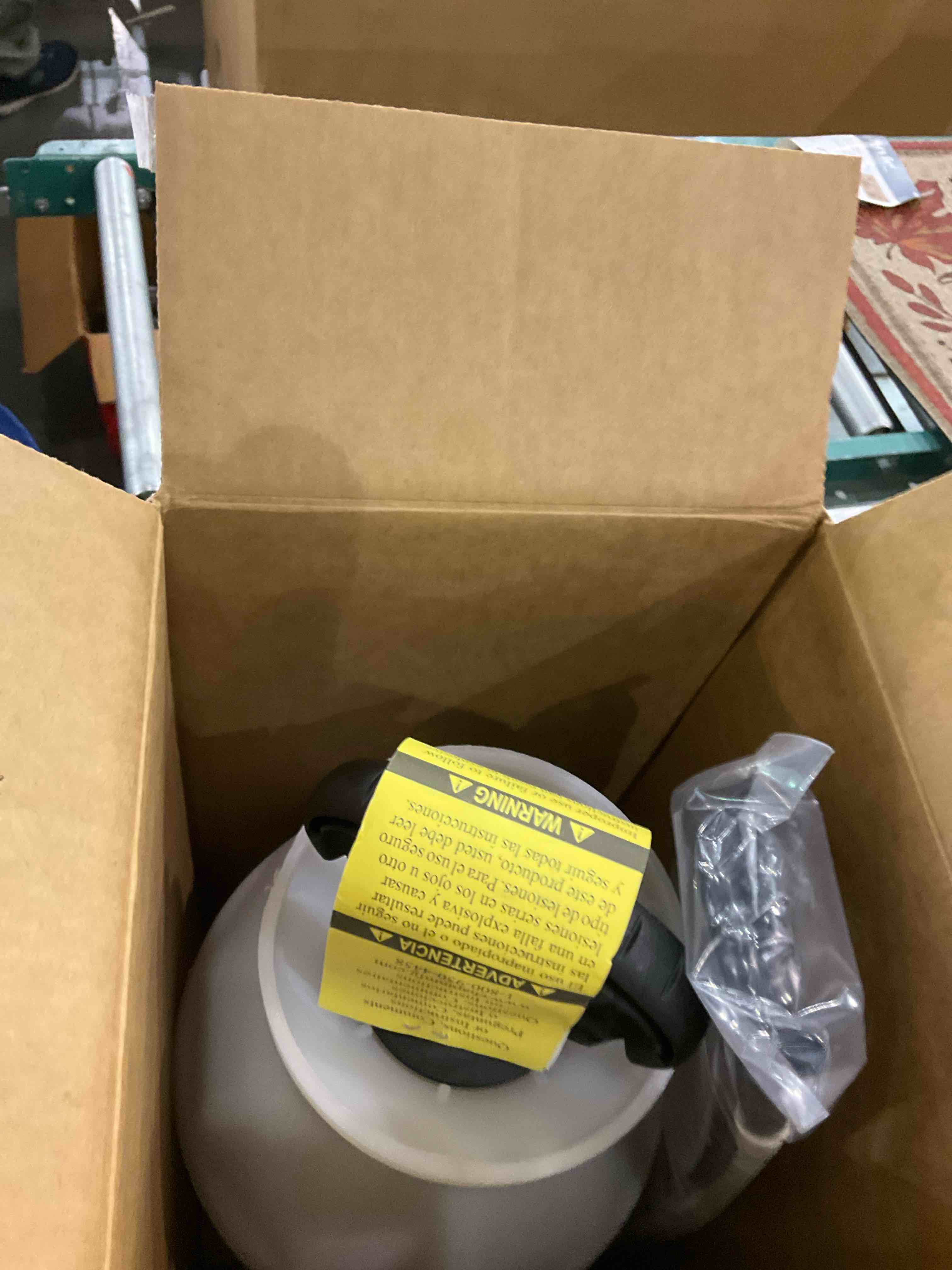 https://s3.amazonaws.com/lotting-images-prod/bidfta/TEA0287180_1736260600572.jpeg