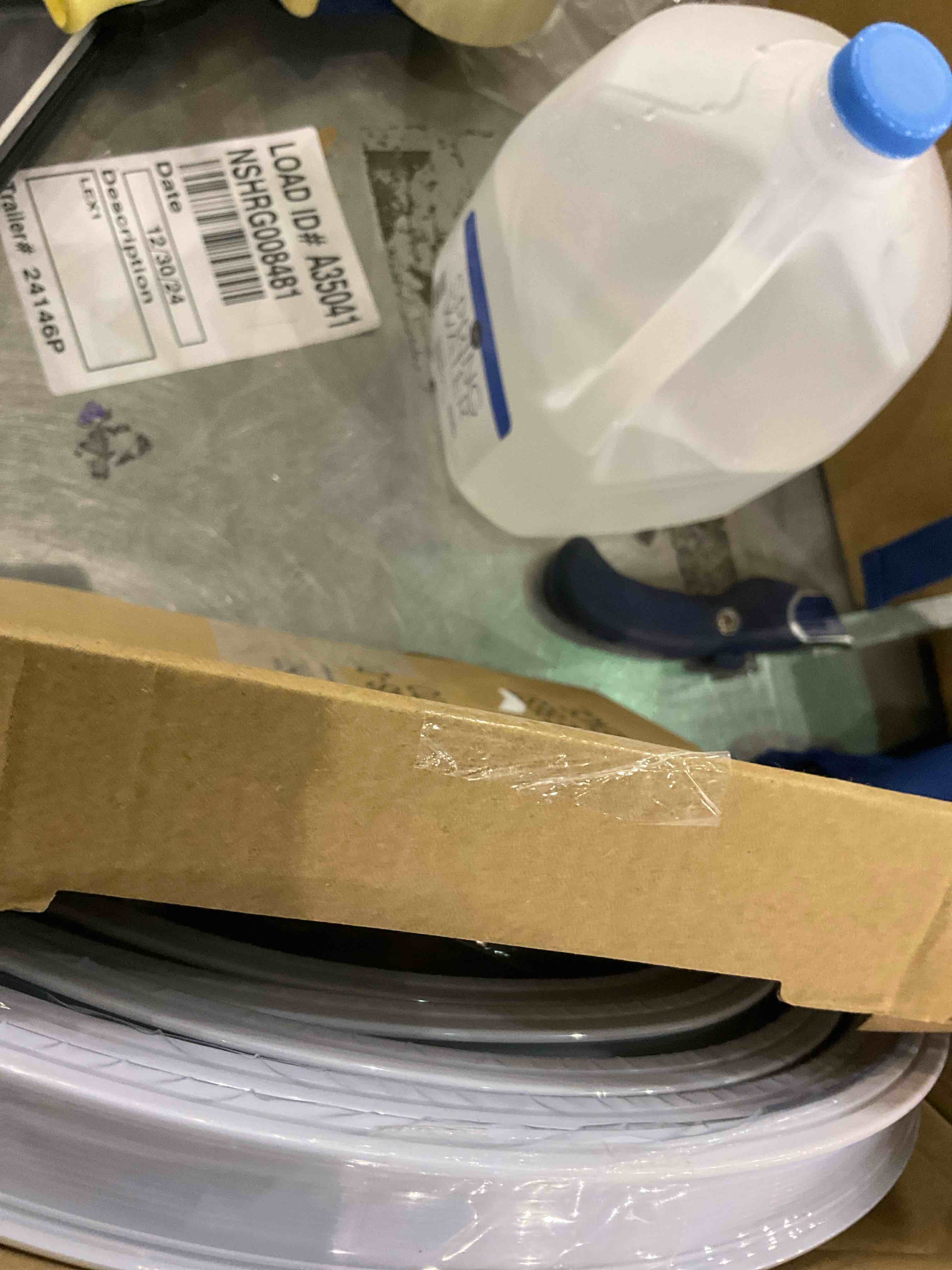 https://s3.amazonaws.com/lotting-images-prod/bidfta/TEA0287189_1736259766485.jpeg