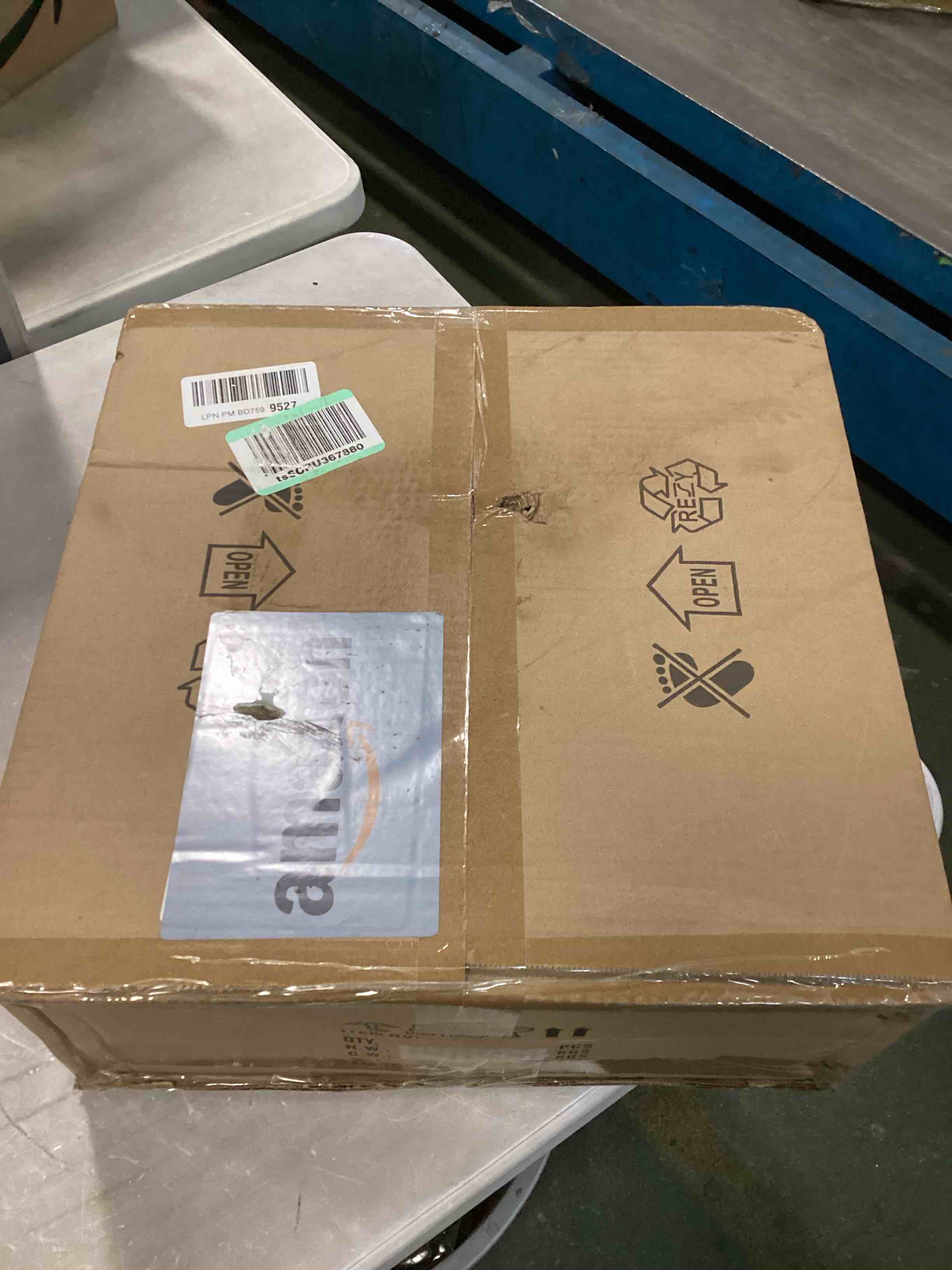 https://s3.amazonaws.com/lotting-images-prod/bidfta/TEA0288059_1728514366148.jpeg