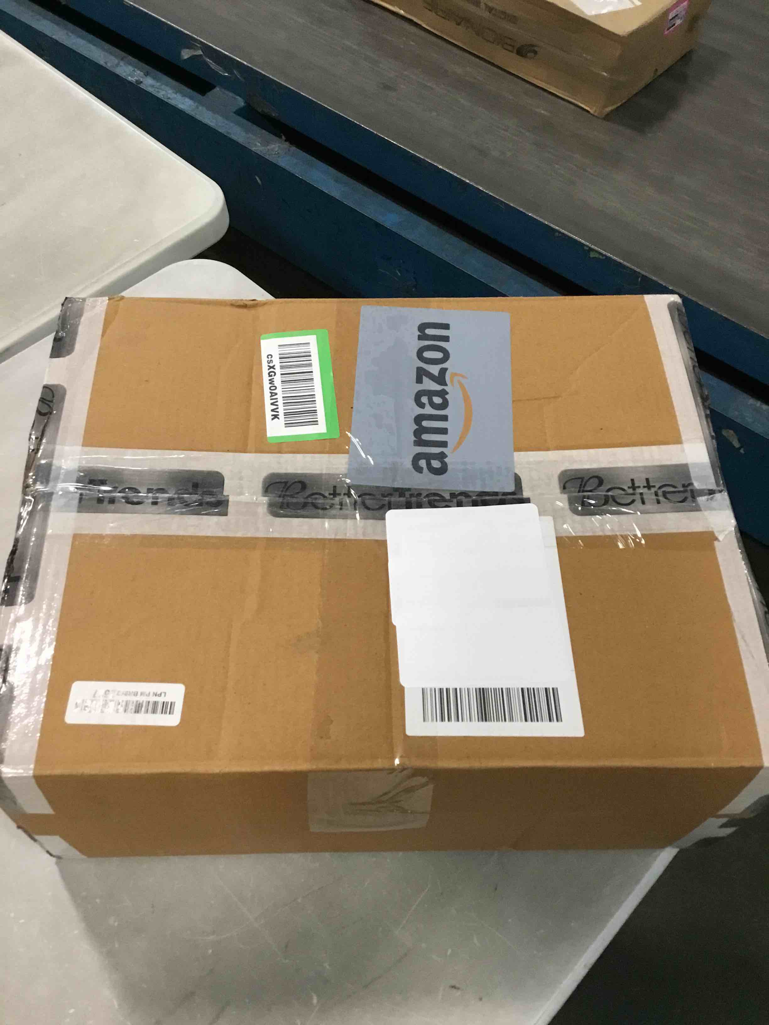 https://s3.amazonaws.com/lotting-images-prod/bidfta/TEA0288323_1728095007427.jpeg