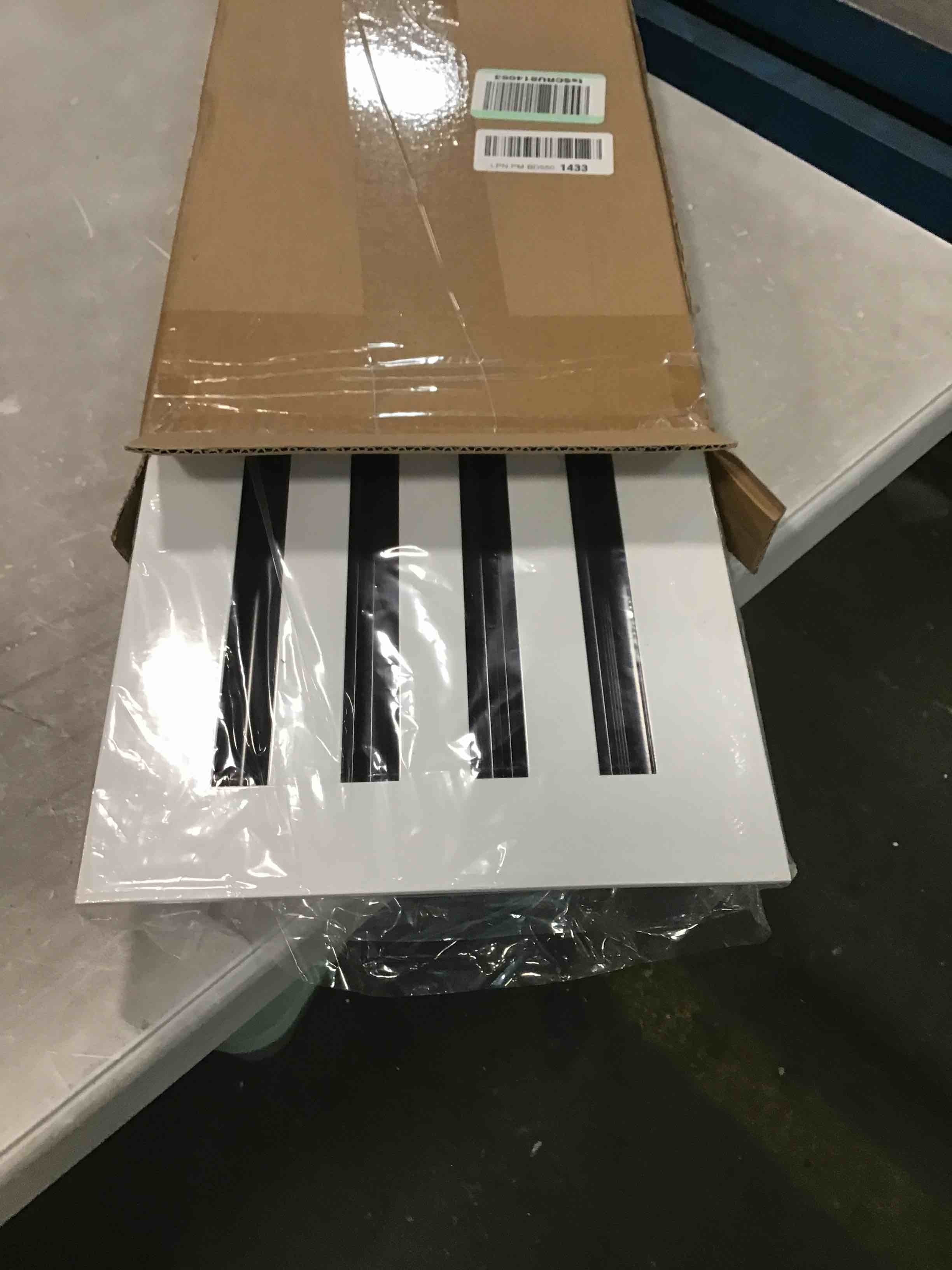 https://s3.amazonaws.com/lotting-images-prod/bidfta/TEA0288476_1728014854104.jpeg