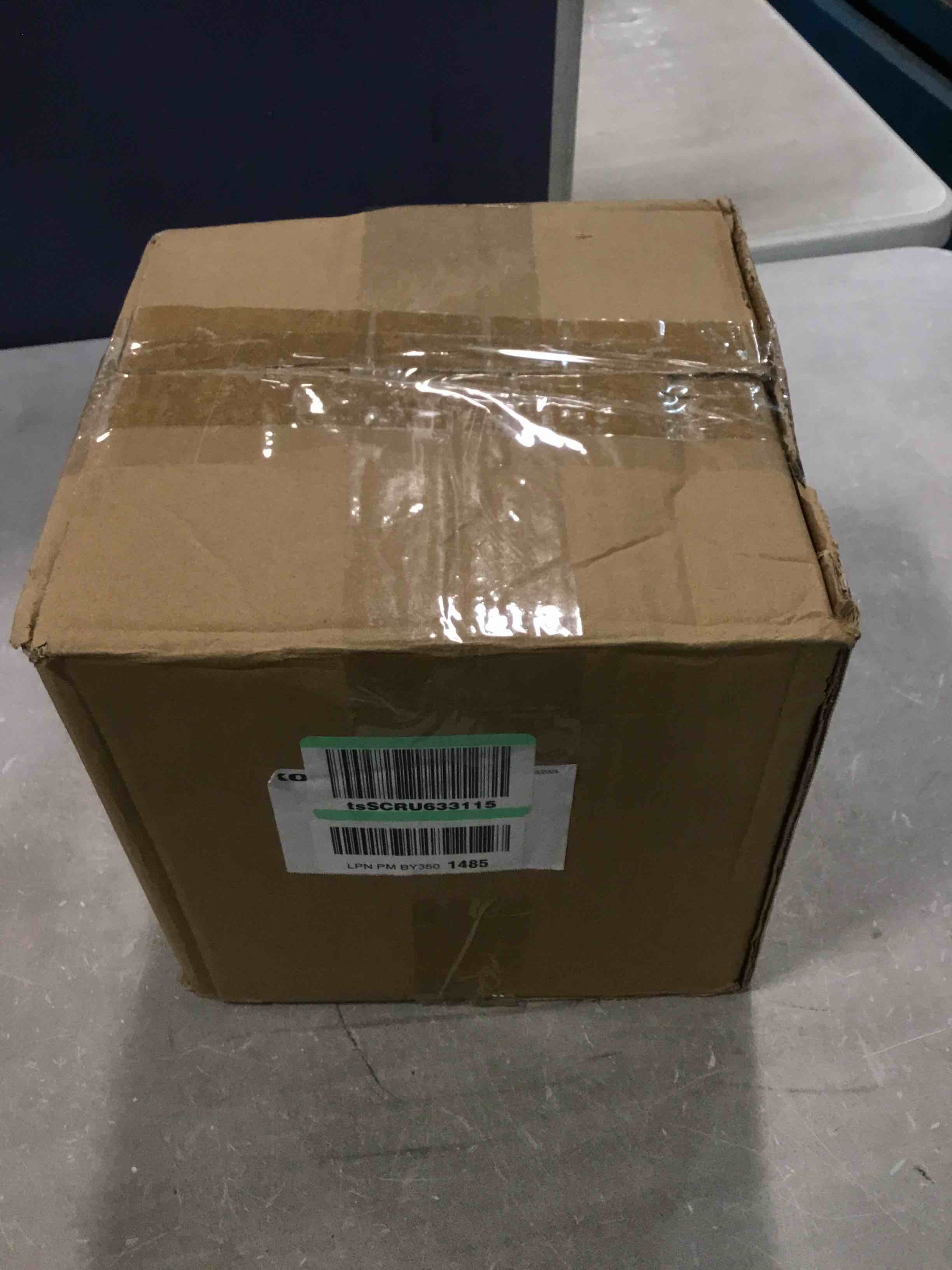 https://s3.amazonaws.com/lotting-images-prod/bidfta/TEA0288572_1727998549501.jpeg