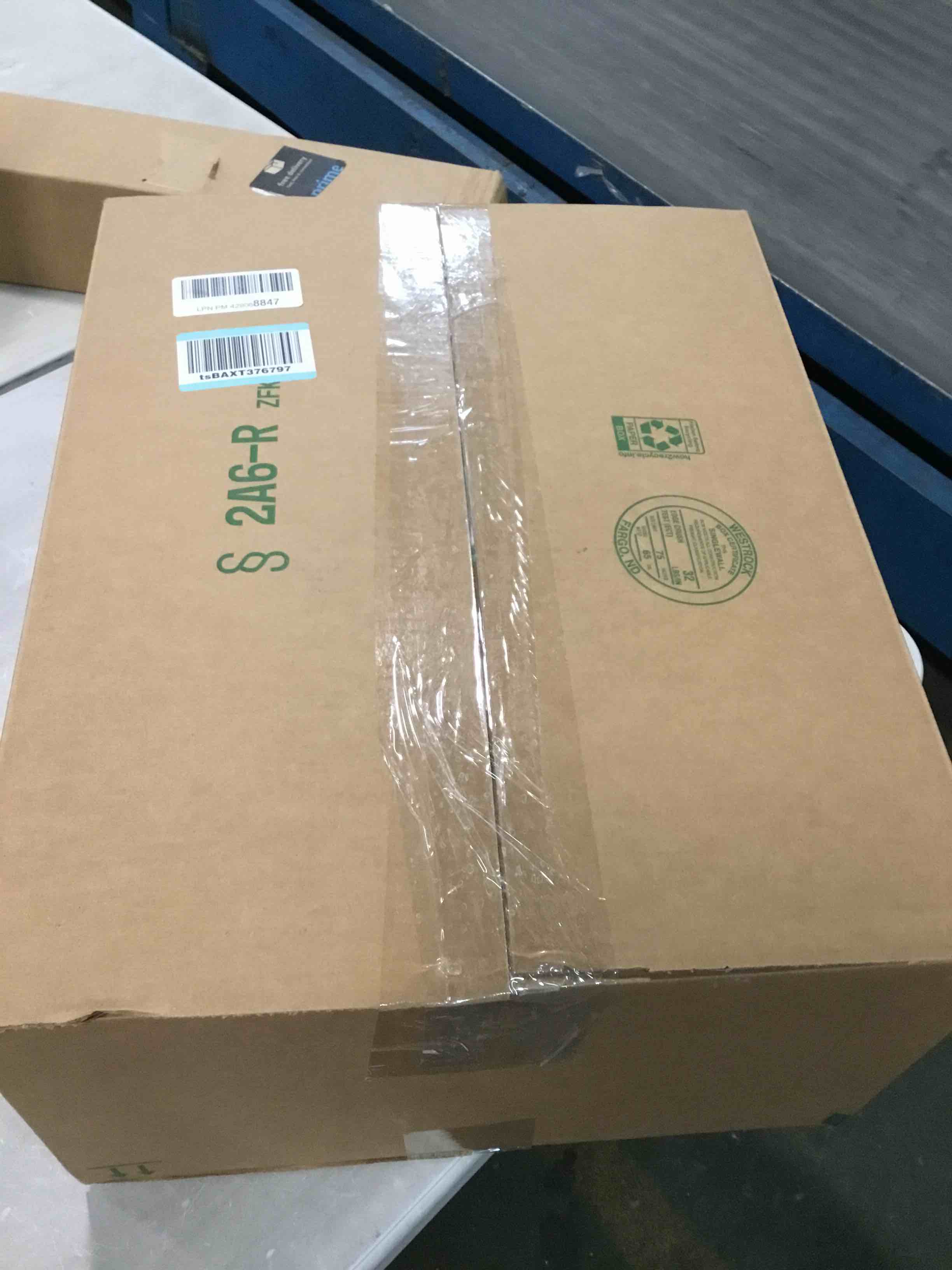 https://s3.amazonaws.com/lotting-images-prod/bidfta/TEA0288643_1727932263430.jpeg