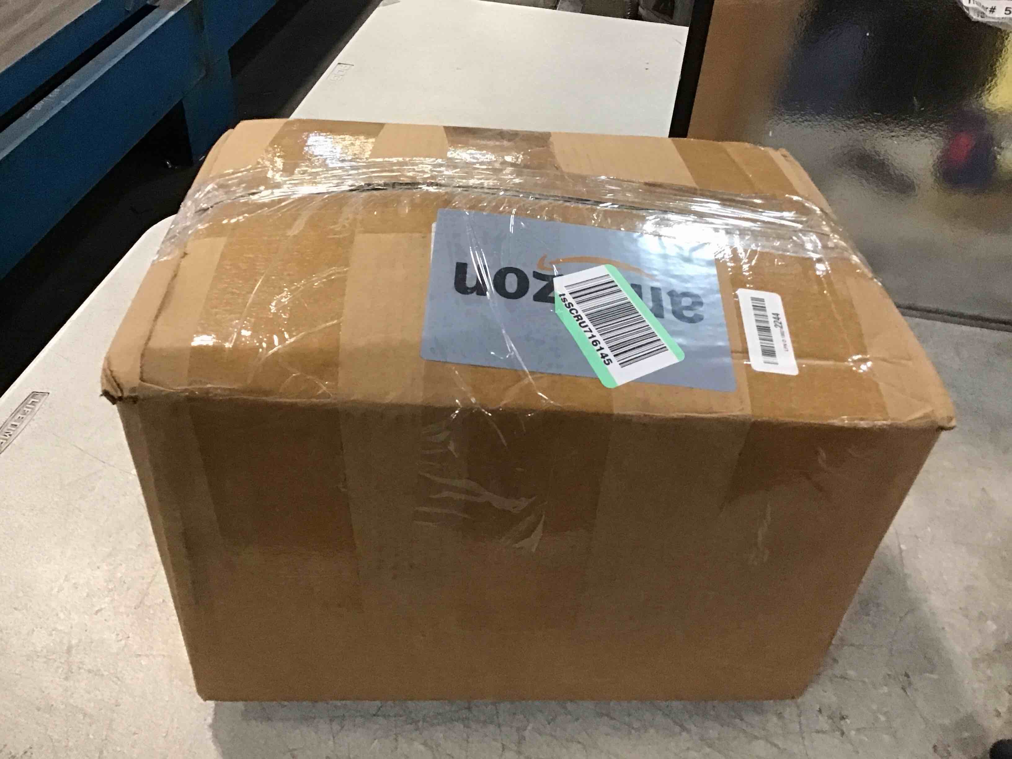 https://s3.amazonaws.com/lotting-images-prod/bidfta/TEA0290111_1727992788474.jpeg