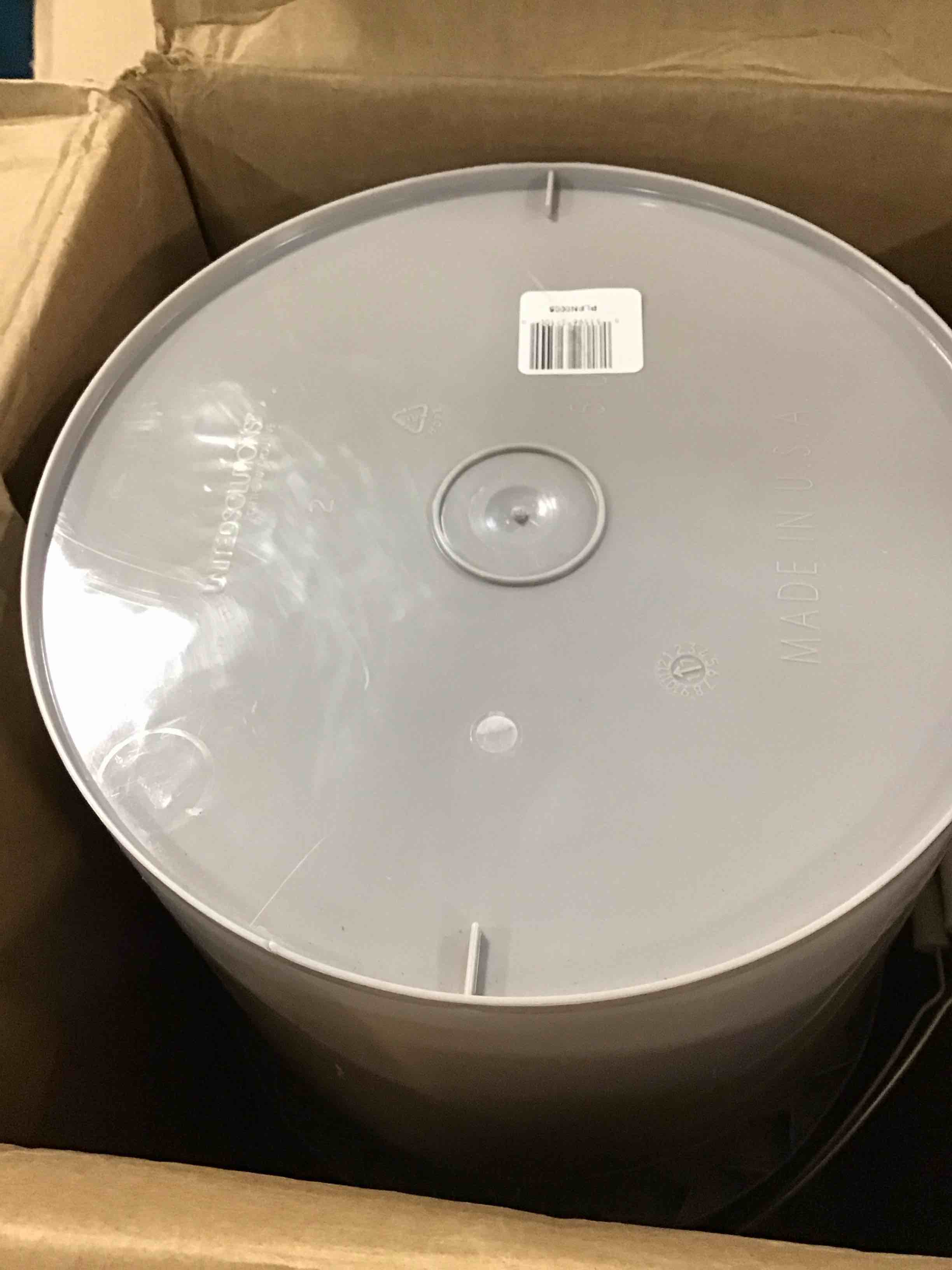 https://s3.amazonaws.com/lotting-images-prod/bidfta/TEA0290319_1727908546004.jpeg