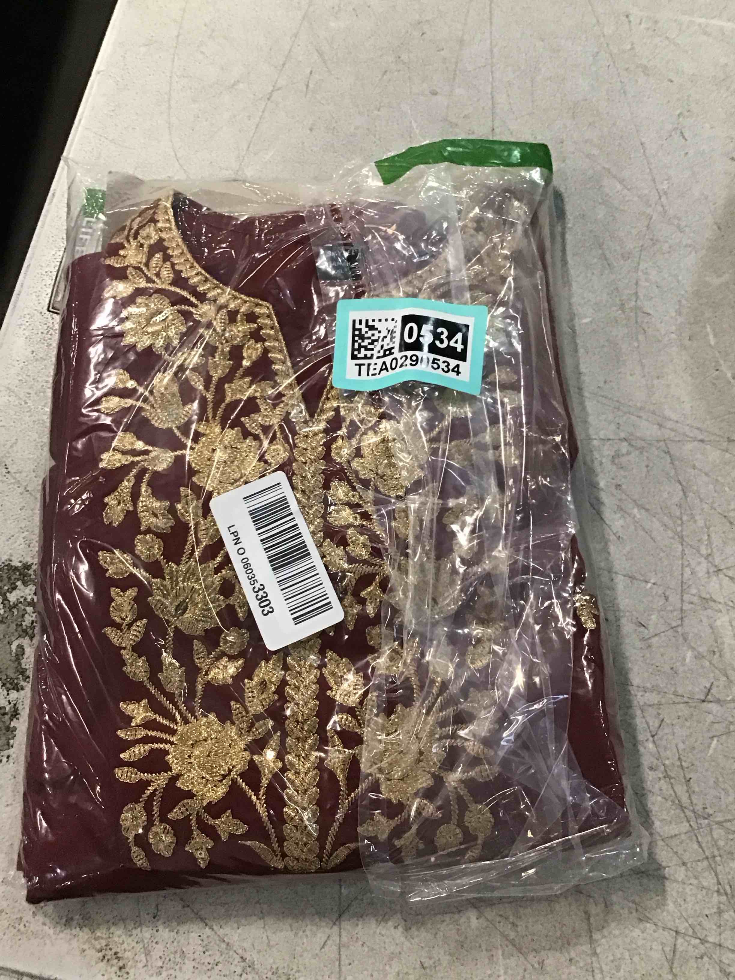 https://s3.amazonaws.com/lotting-images-prod/bidfta/TEA0290534_1727821153920.jpeg