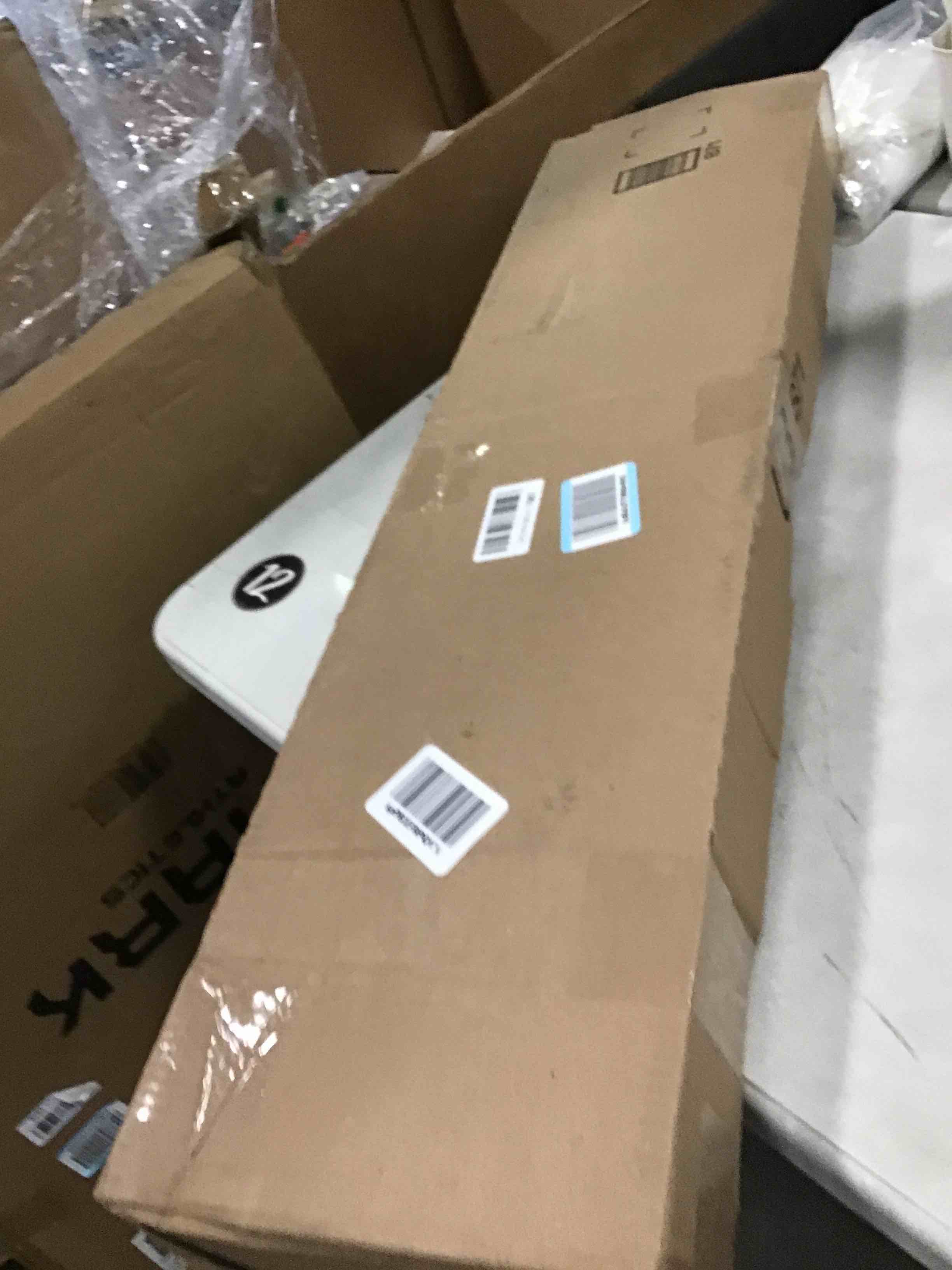 https://s3.amazonaws.com/lotting-images-prod/bidfta/TEA0295981_1726575730647.jpeg