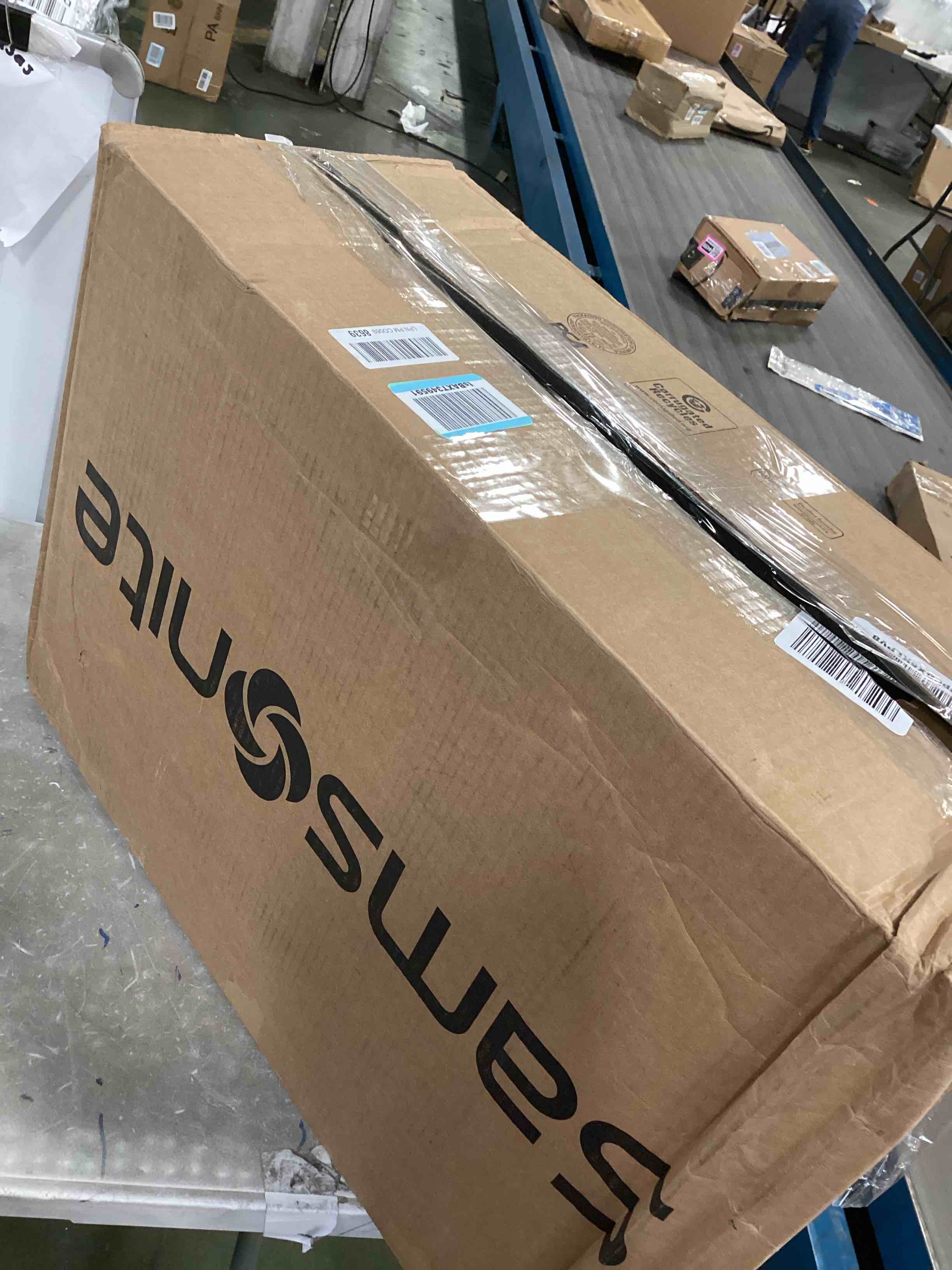 https://s3.amazonaws.com/lotting-images-prod/bidfta/TEA0296064_1727371548274.jpeg