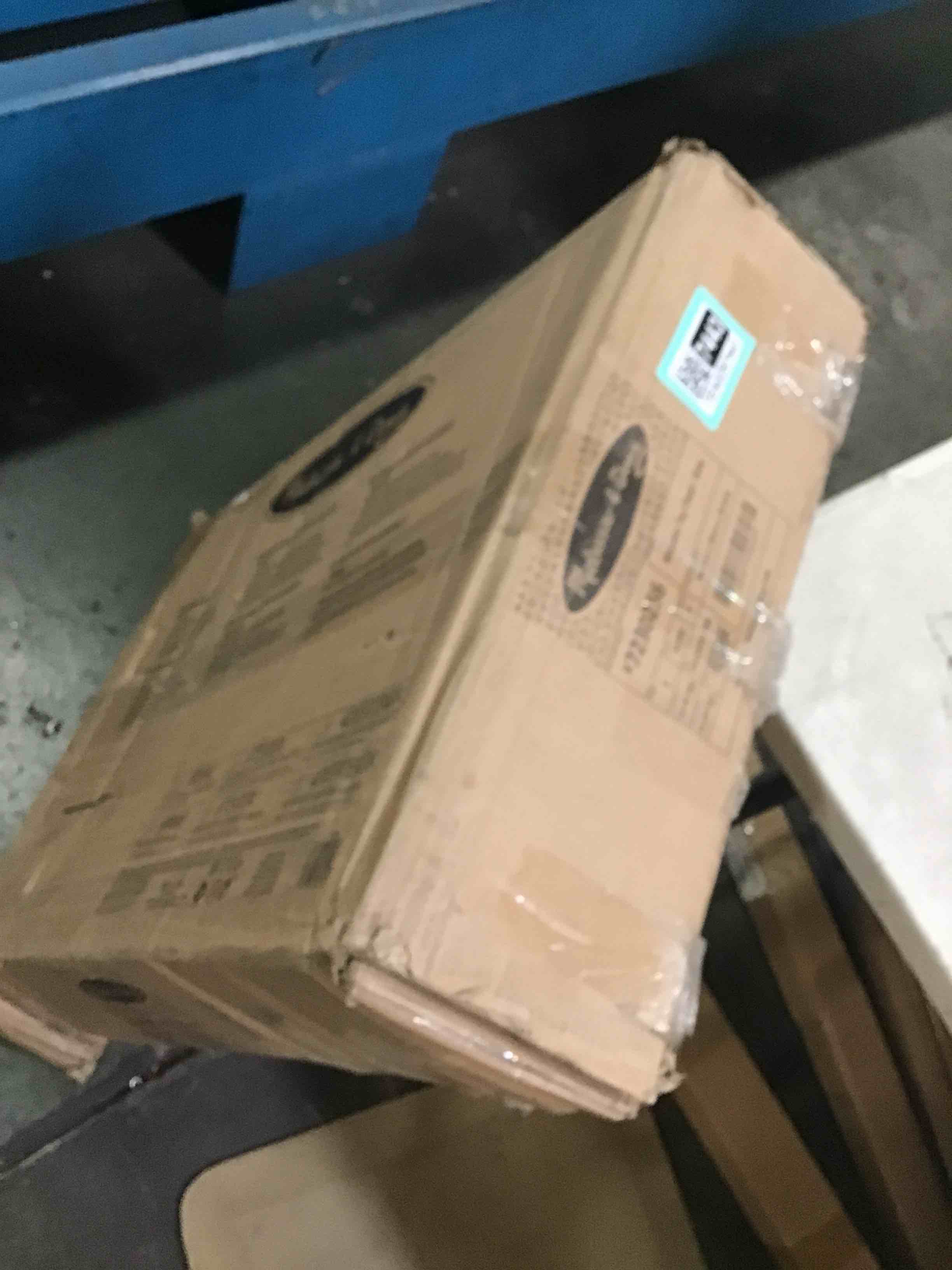 https://s3.amazonaws.com/lotting-images-prod/bidfta/TEA0297443_1726932896057.jpeg