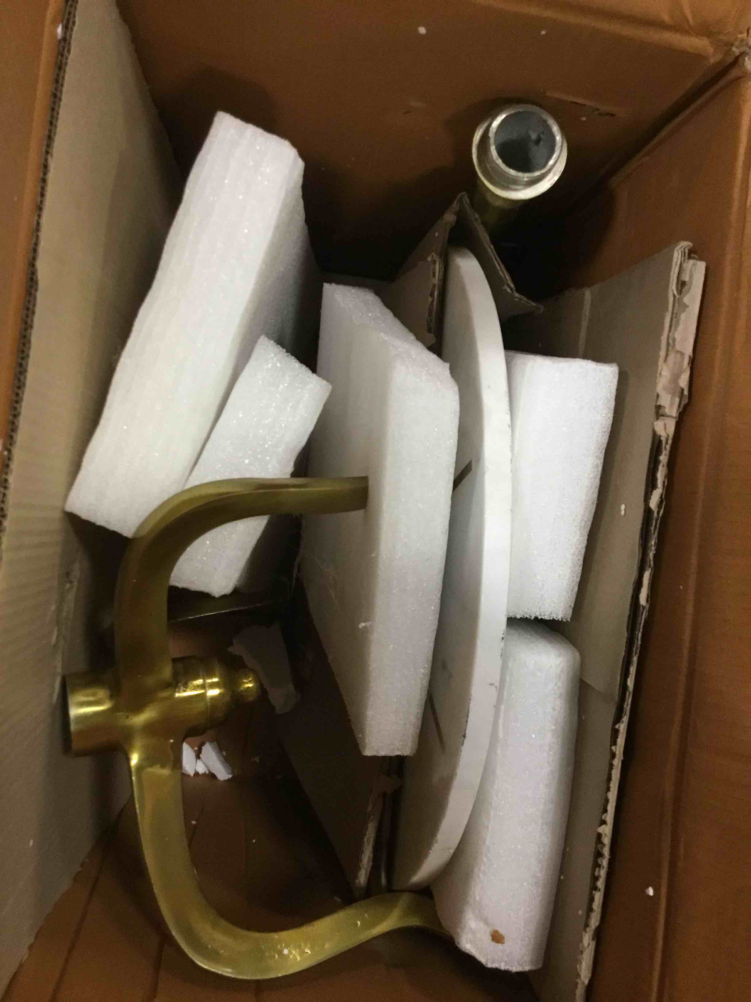 https://s3.amazonaws.com/lotting-images-prod/bidfta/TEA0298202_1729081284843.jpeg