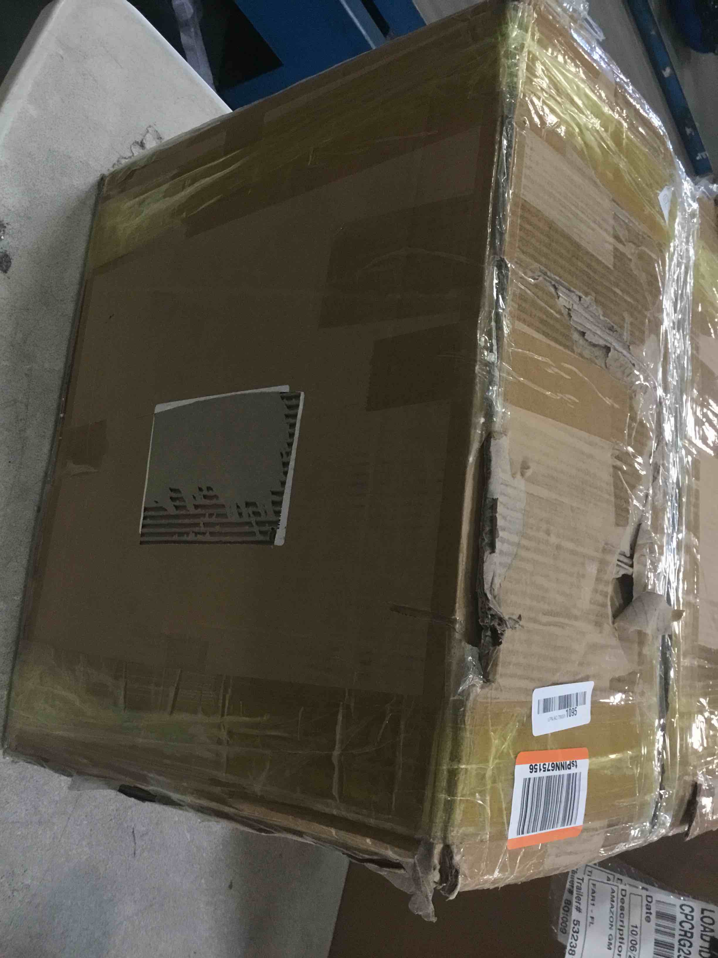 https://s3.amazonaws.com/lotting-images-prod/bidfta/TEA0299008_1728571993920.jpeg