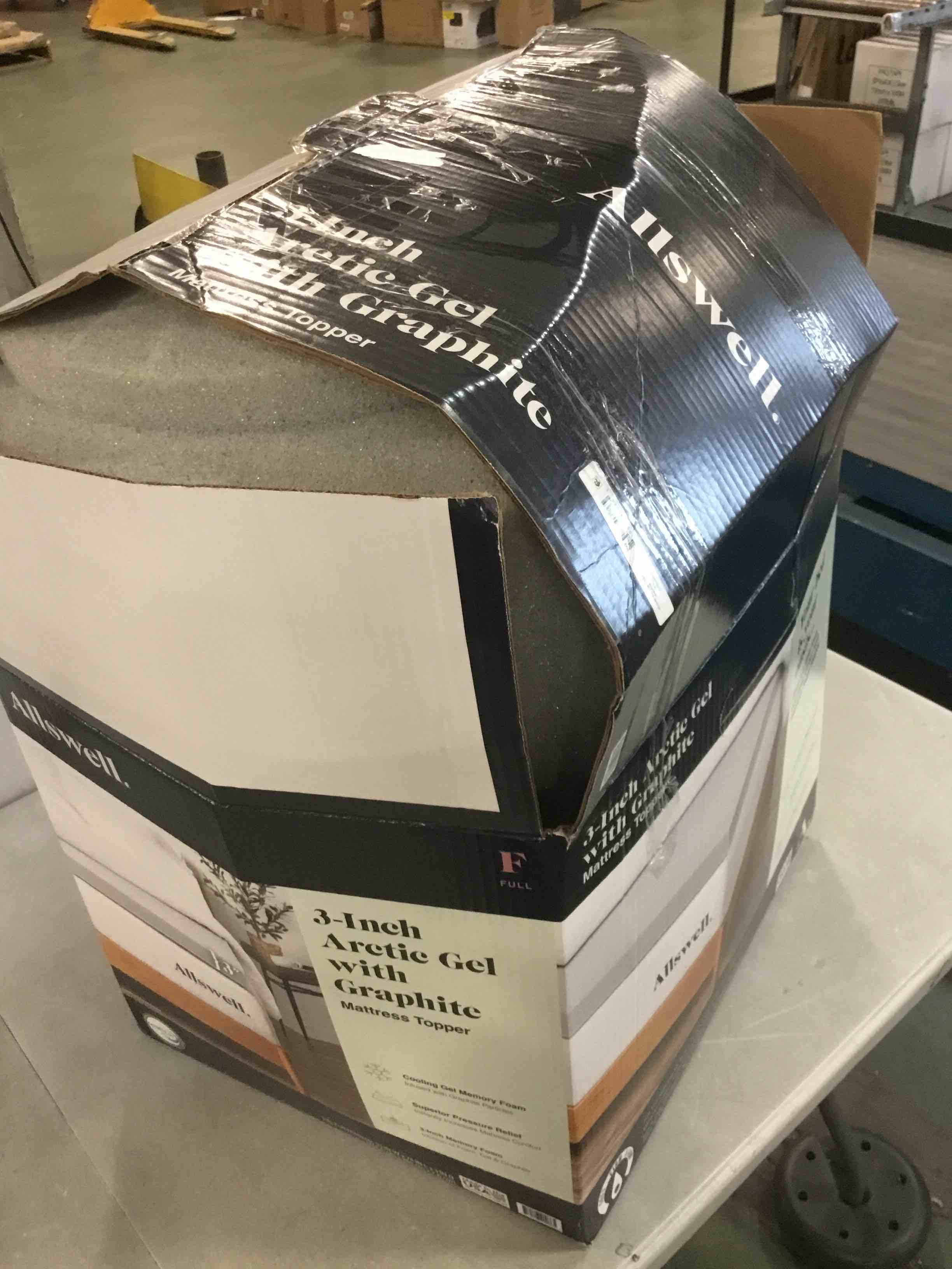 https://s3.amazonaws.com/lotting-images-prod/bidfta/TEA0299315_1728478478698.jpeg