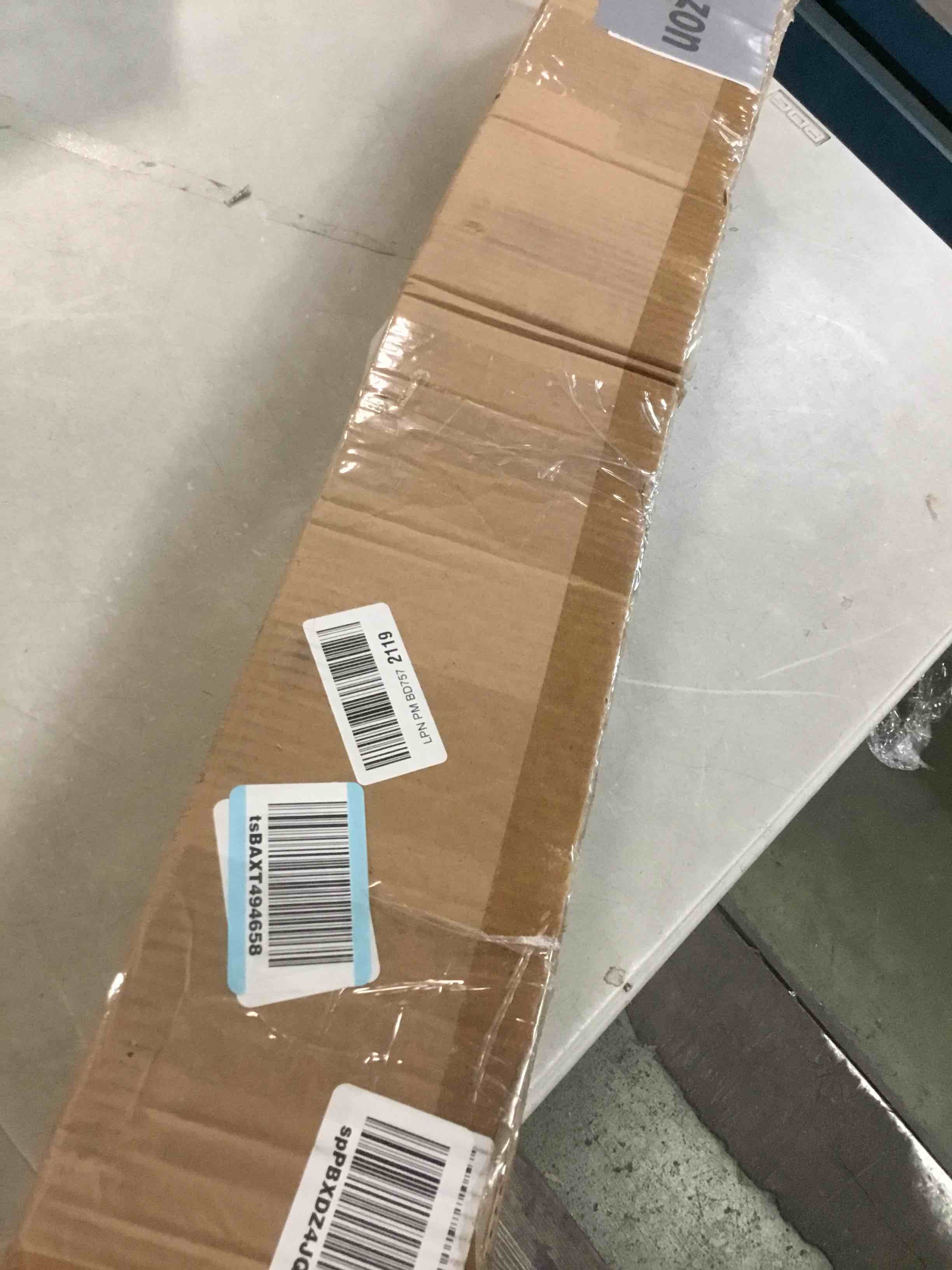 https://s3.amazonaws.com/lotting-images-prod/bidfta/TEA0299331_1728477680227.jpeg