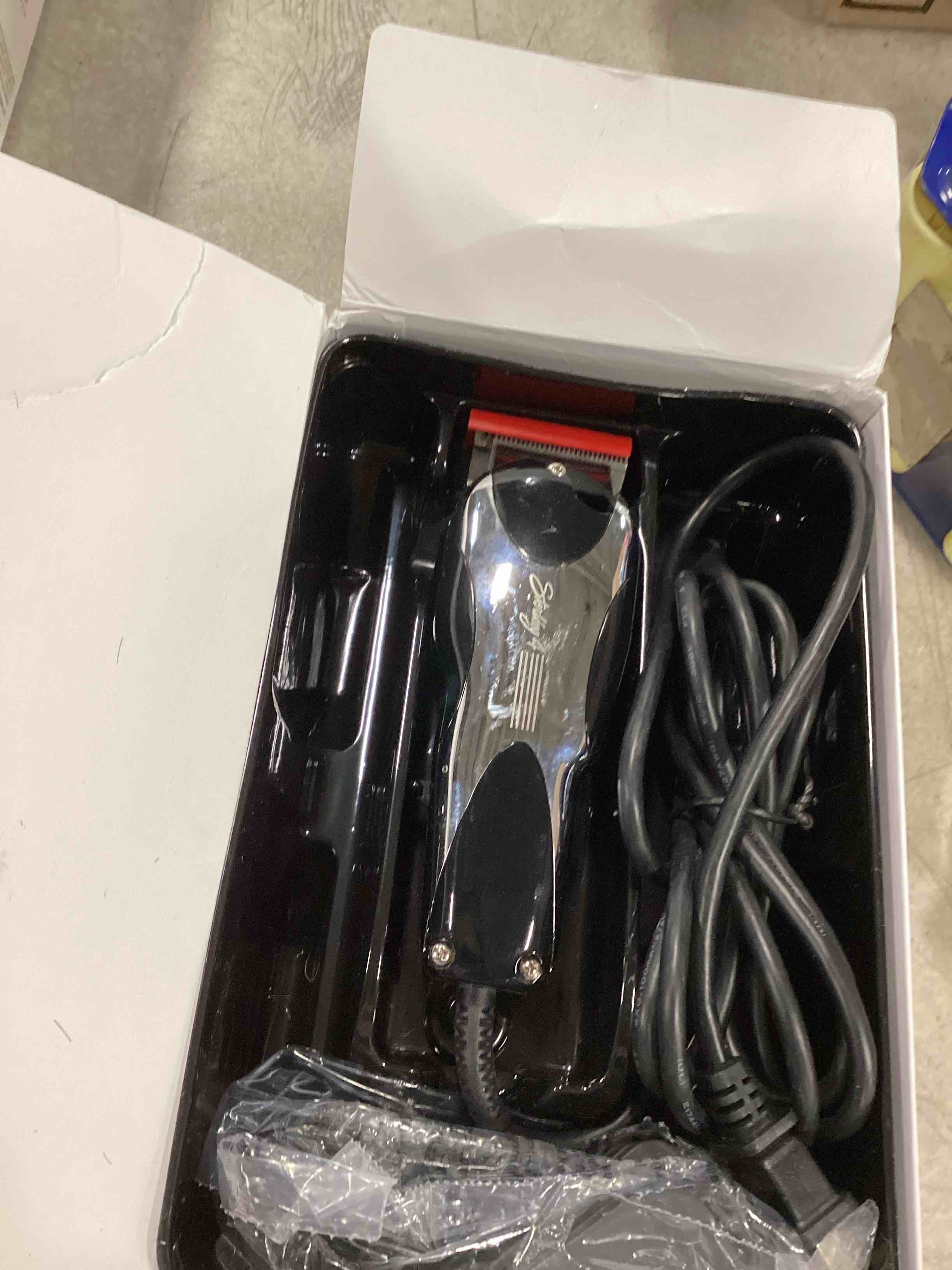 https://s3.amazonaws.com/lotting-images-prod/bidfta/TEA0302140_1727267938190.jpeg