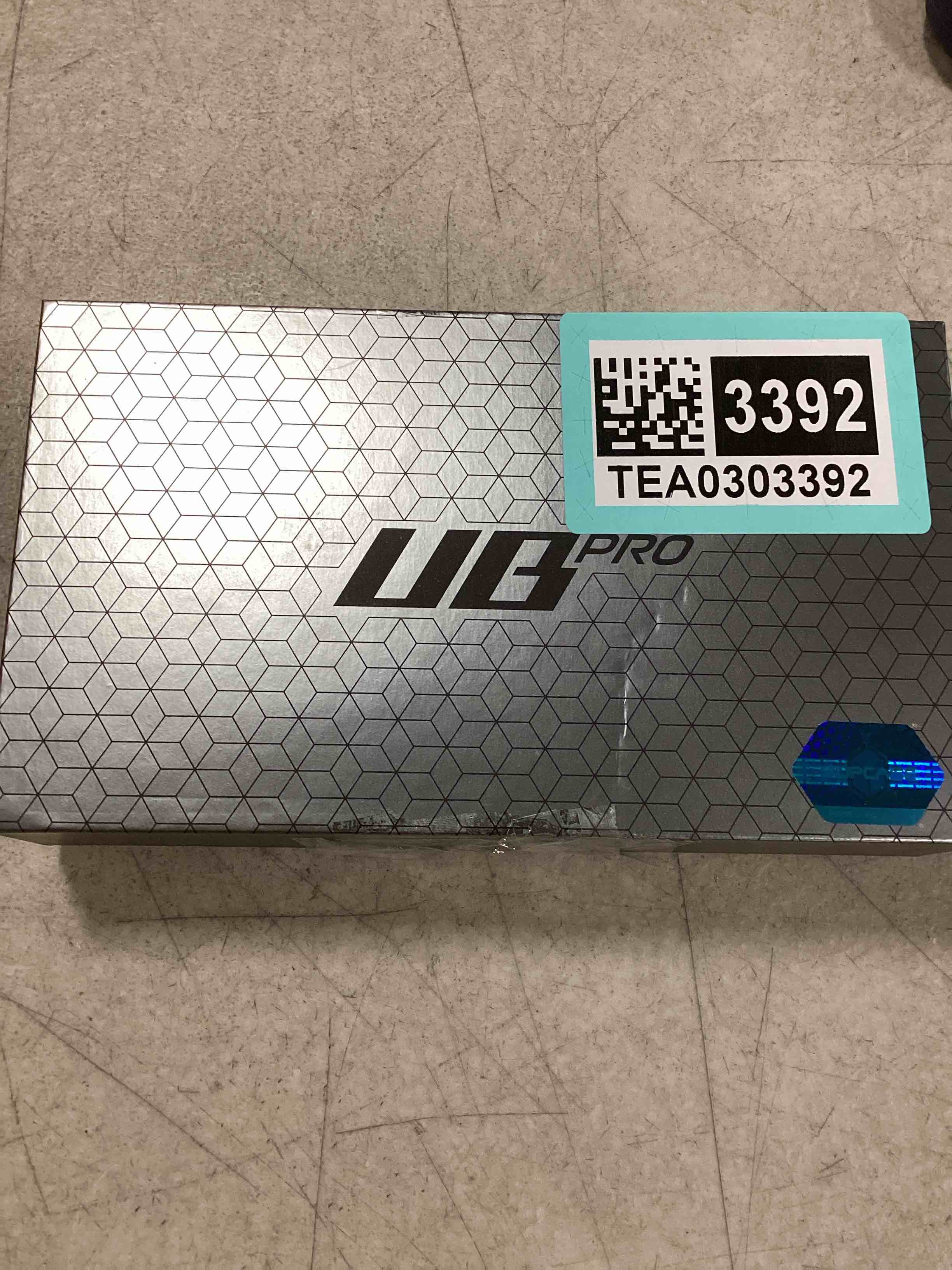 https://s3.amazonaws.com/lotting-images-prod/bidfta/TEA0303392_1726830534298.jpeg
