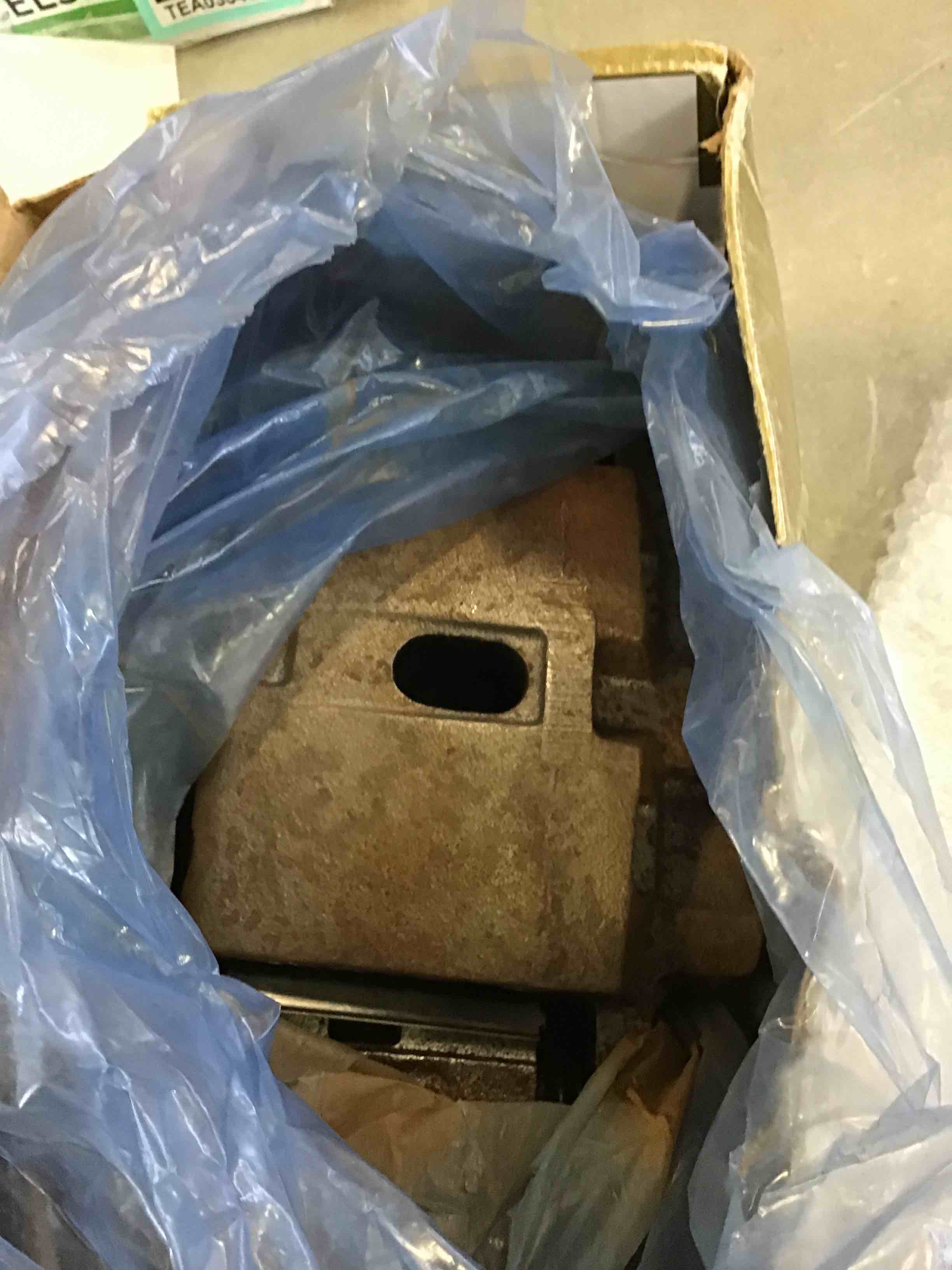 ACDelco 18FR1379 Professional Disc Brake Caliper Assembly without Pads