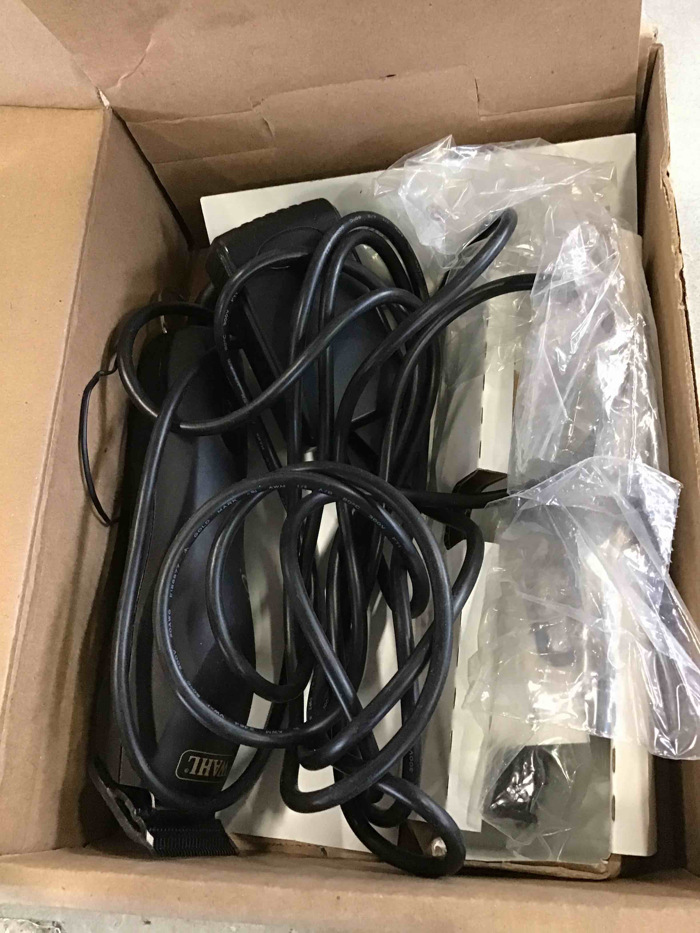https://s3.amazonaws.com/lotting-images-prod/bidfta/TEA0304535_1727105758512.jpeg