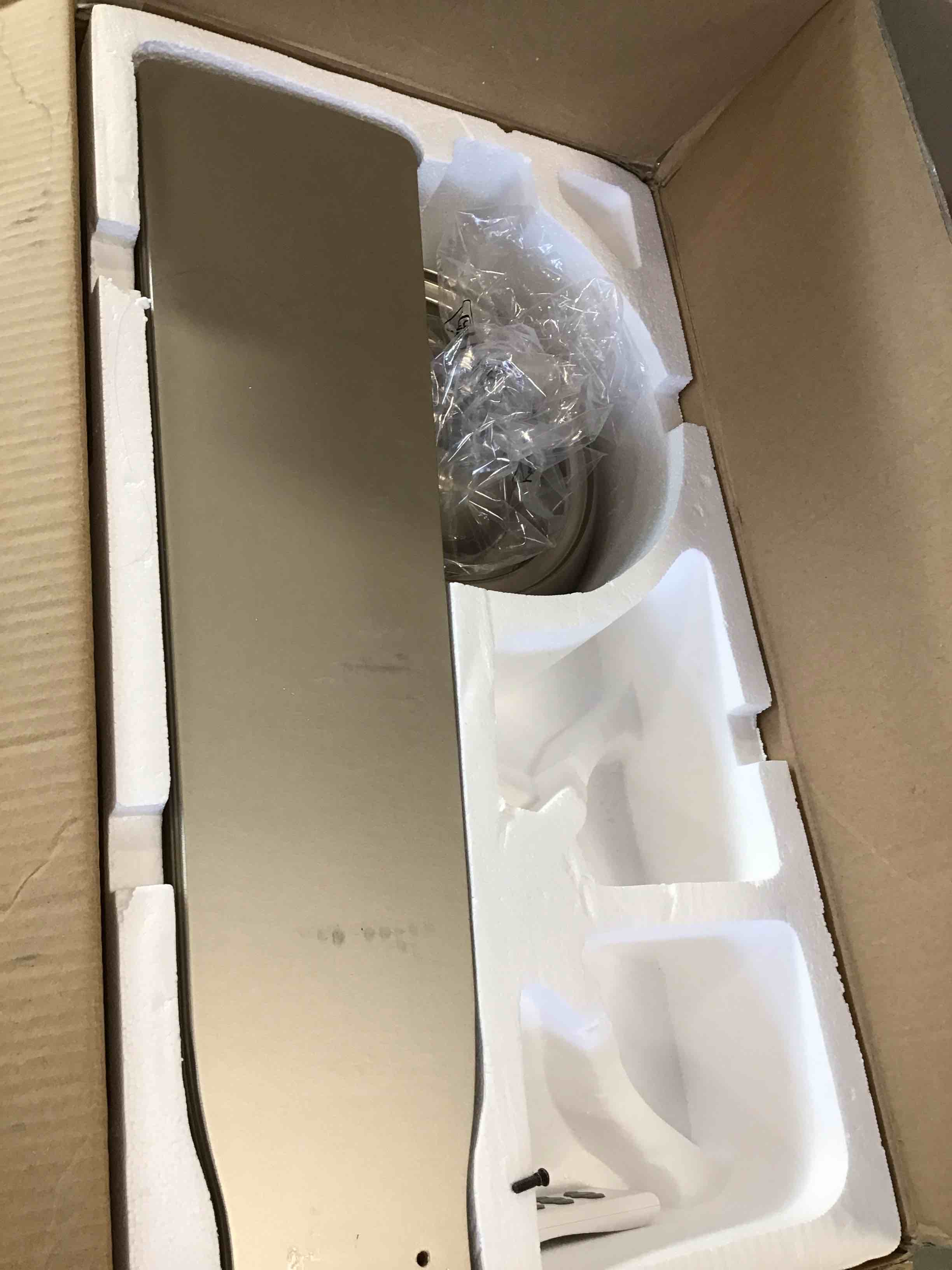https://s3.amazonaws.com/lotting-images-prod/bidfta/TEA0307341_1726748897694.jpeg
