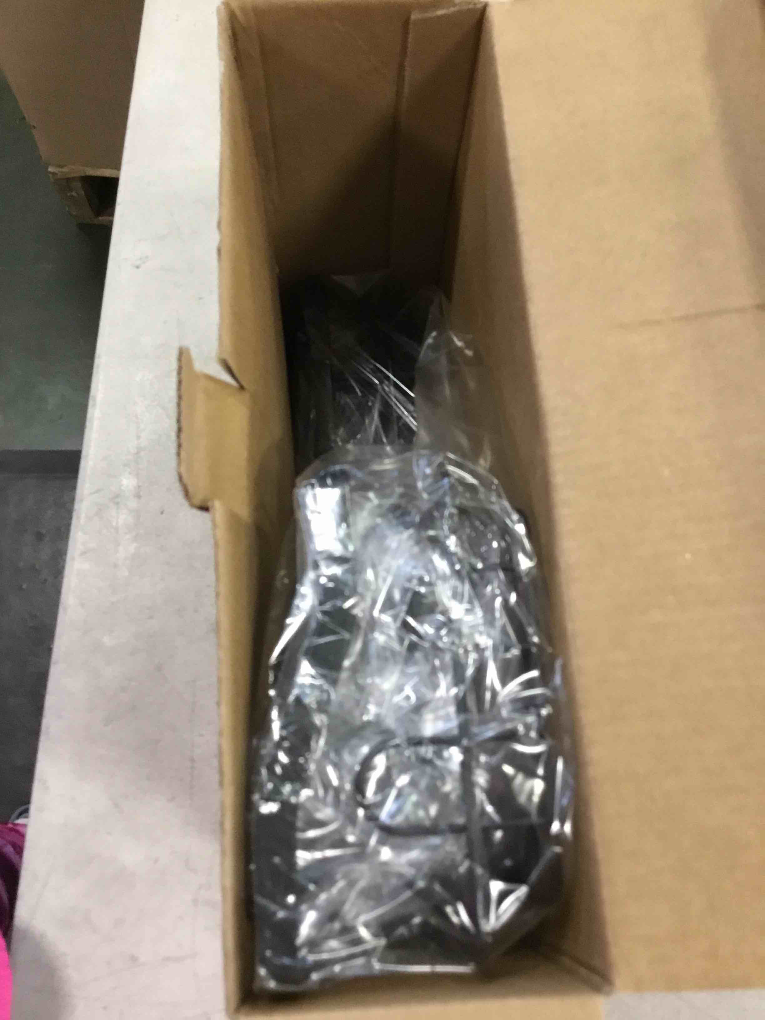 https://s3.amazonaws.com/lotting-images-prod/bidfta/TEA0311930_1727183892240.jpeg