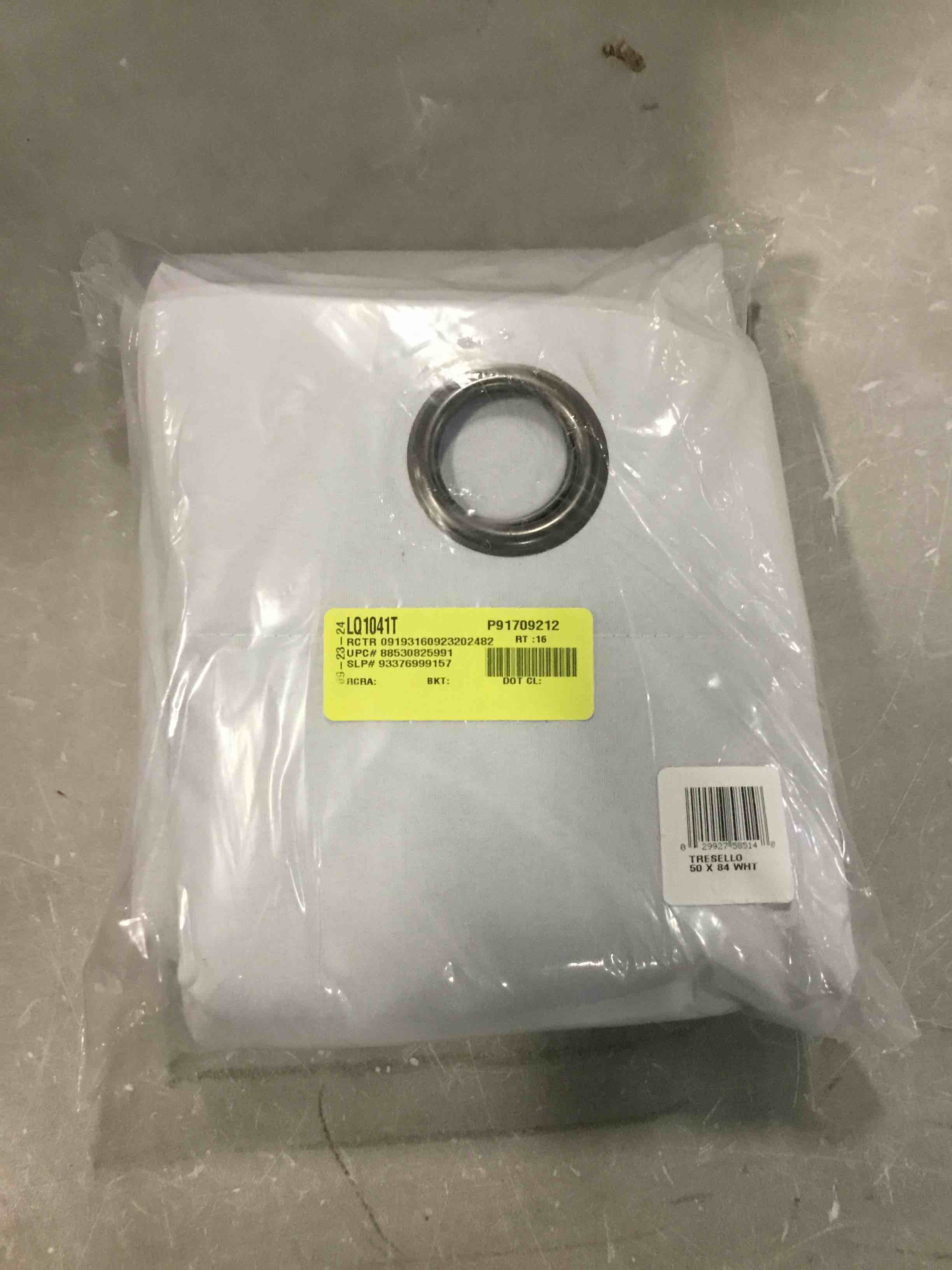 https://s3.amazonaws.com/lotting-images-prod/bidfta/TEA0312637_1728479065886.jpeg