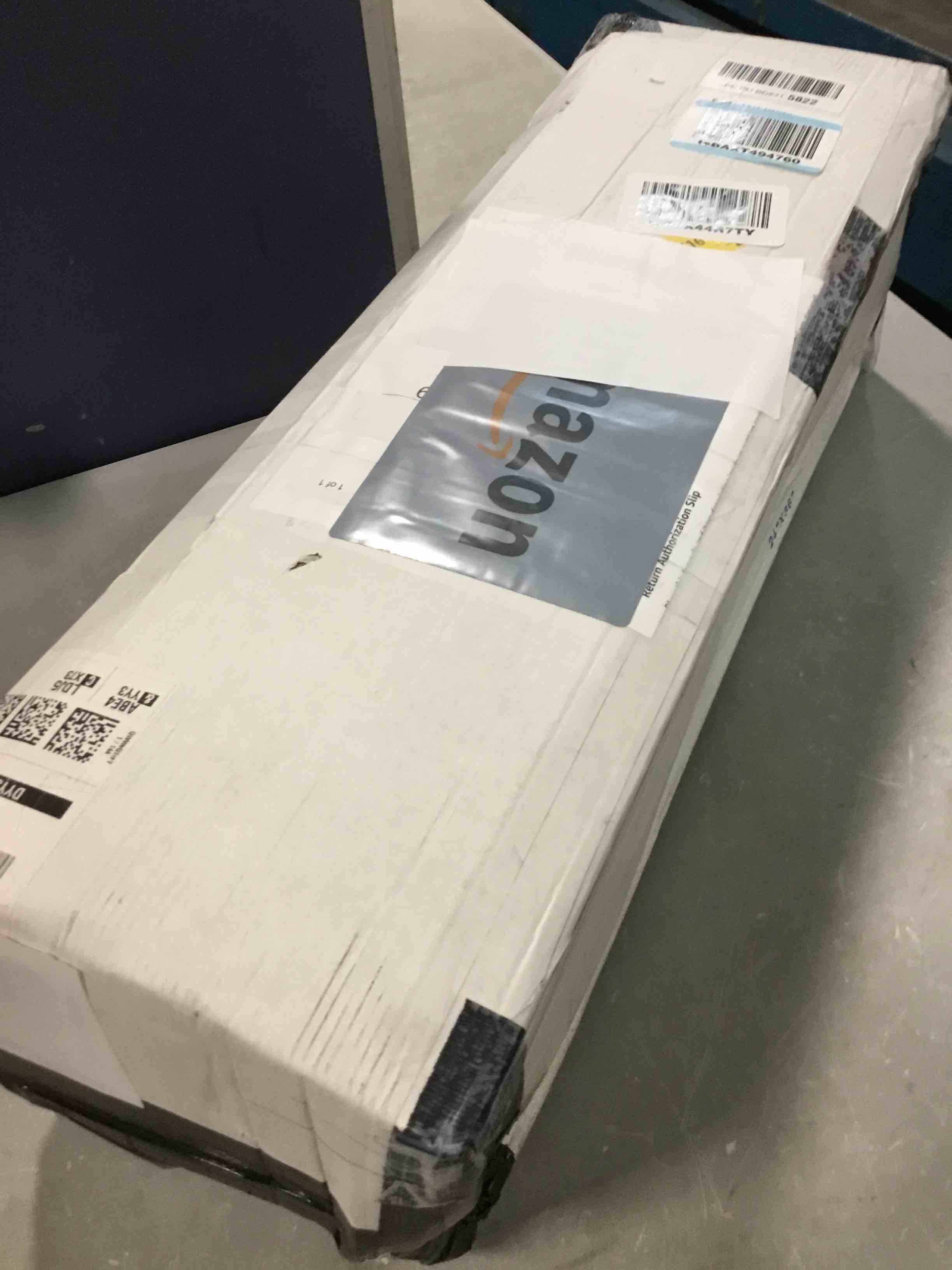 https://s3.amazonaws.com/lotting-images-prod/bidfta/TEA0312650_1728477284418.jpeg