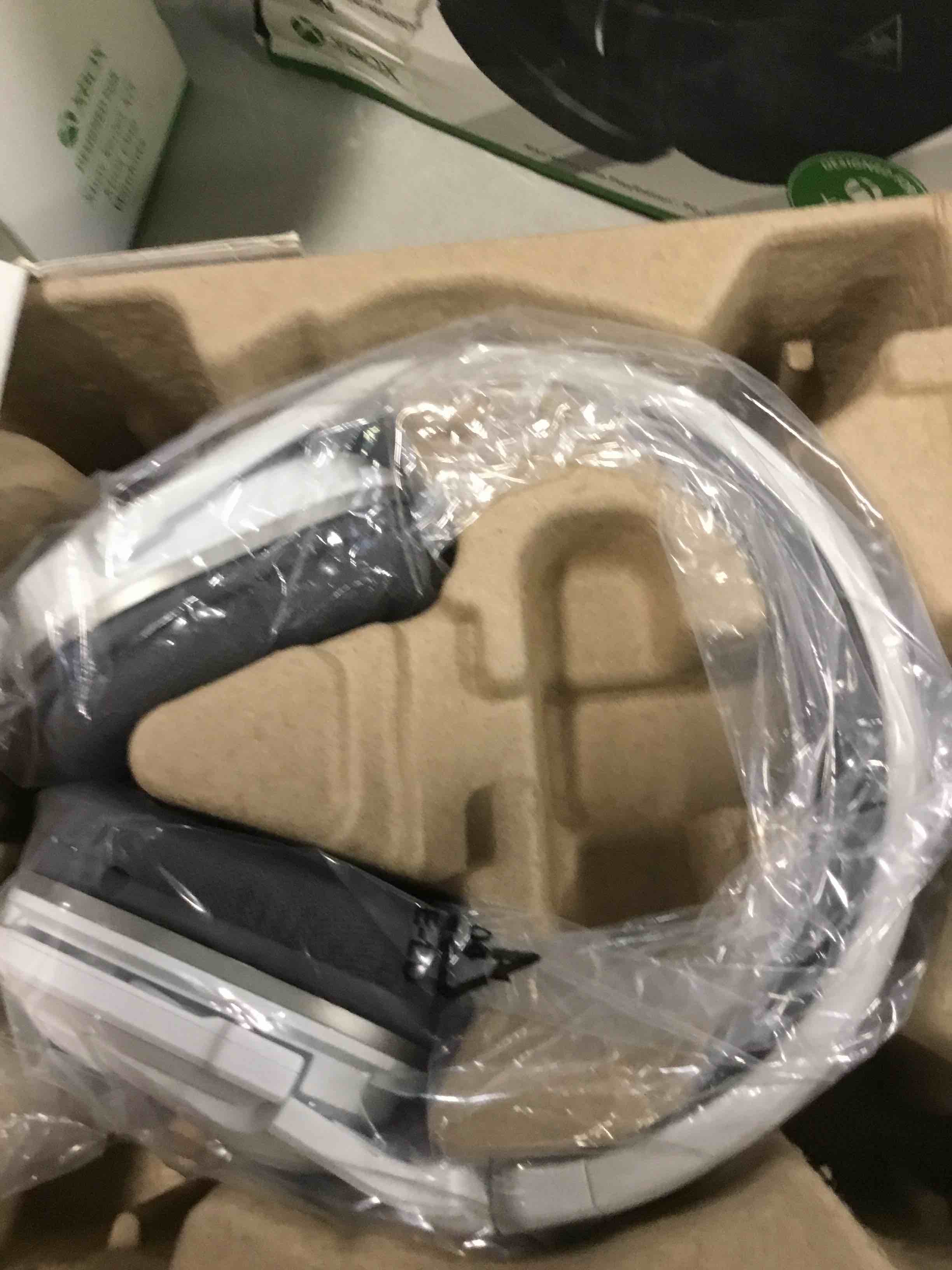 https://s3.amazonaws.com/lotting-images-prod/bidfta/TEA0313970_1727717060766.jpeg