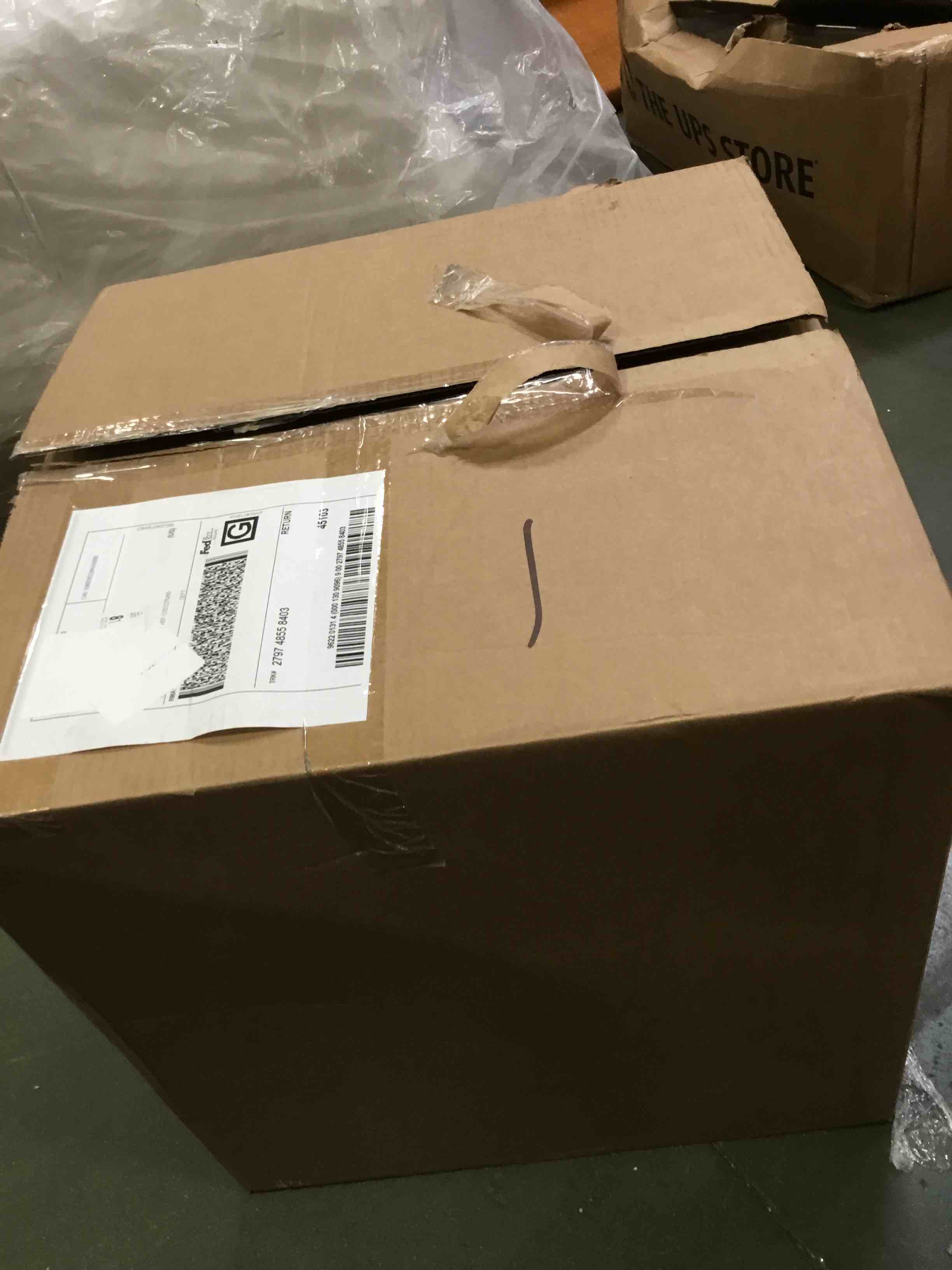 https://s3.amazonaws.com/lotting-images-prod/bidfta/TEA0314912_1730134033656.jpeg
