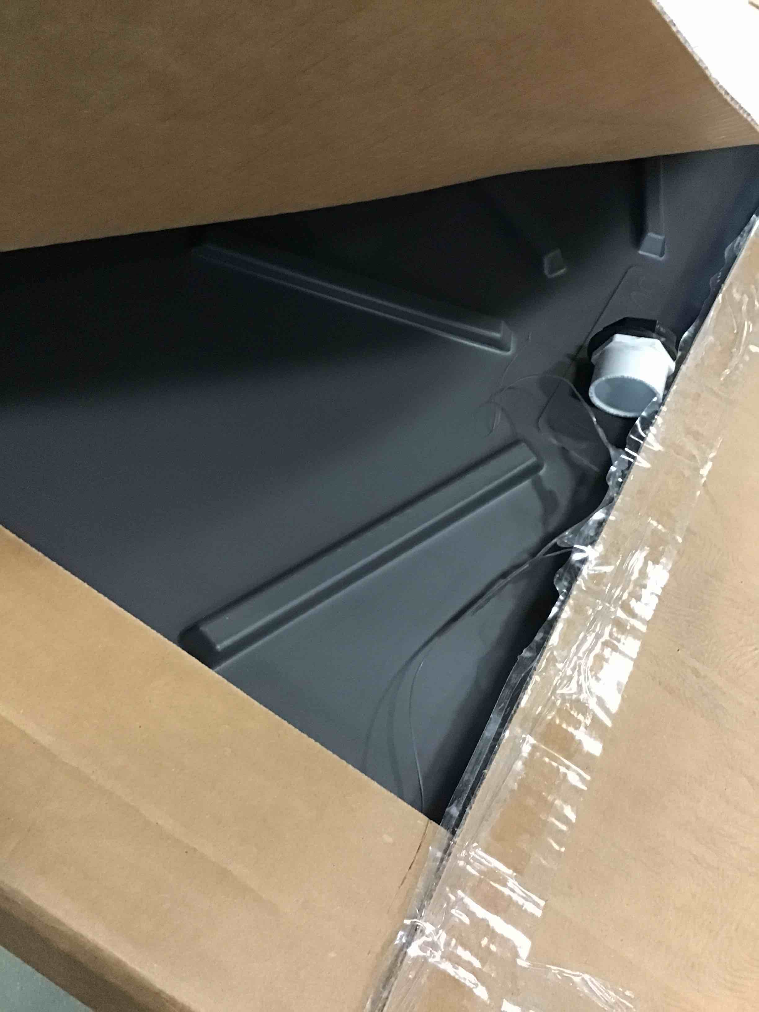 https://s3.amazonaws.com/lotting-images-prod/bidfta/TEA0318016_1728573000720.jpeg