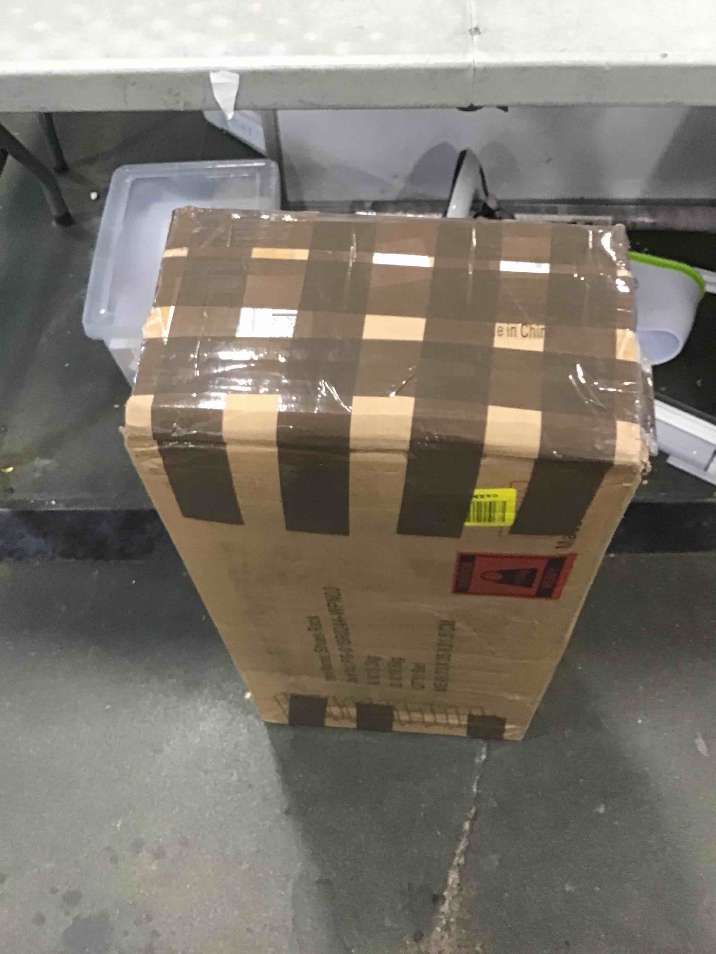 https://s3.amazonaws.com/lotting-images-prod/bidfta/TEA0318311_1728489469122.jpeg