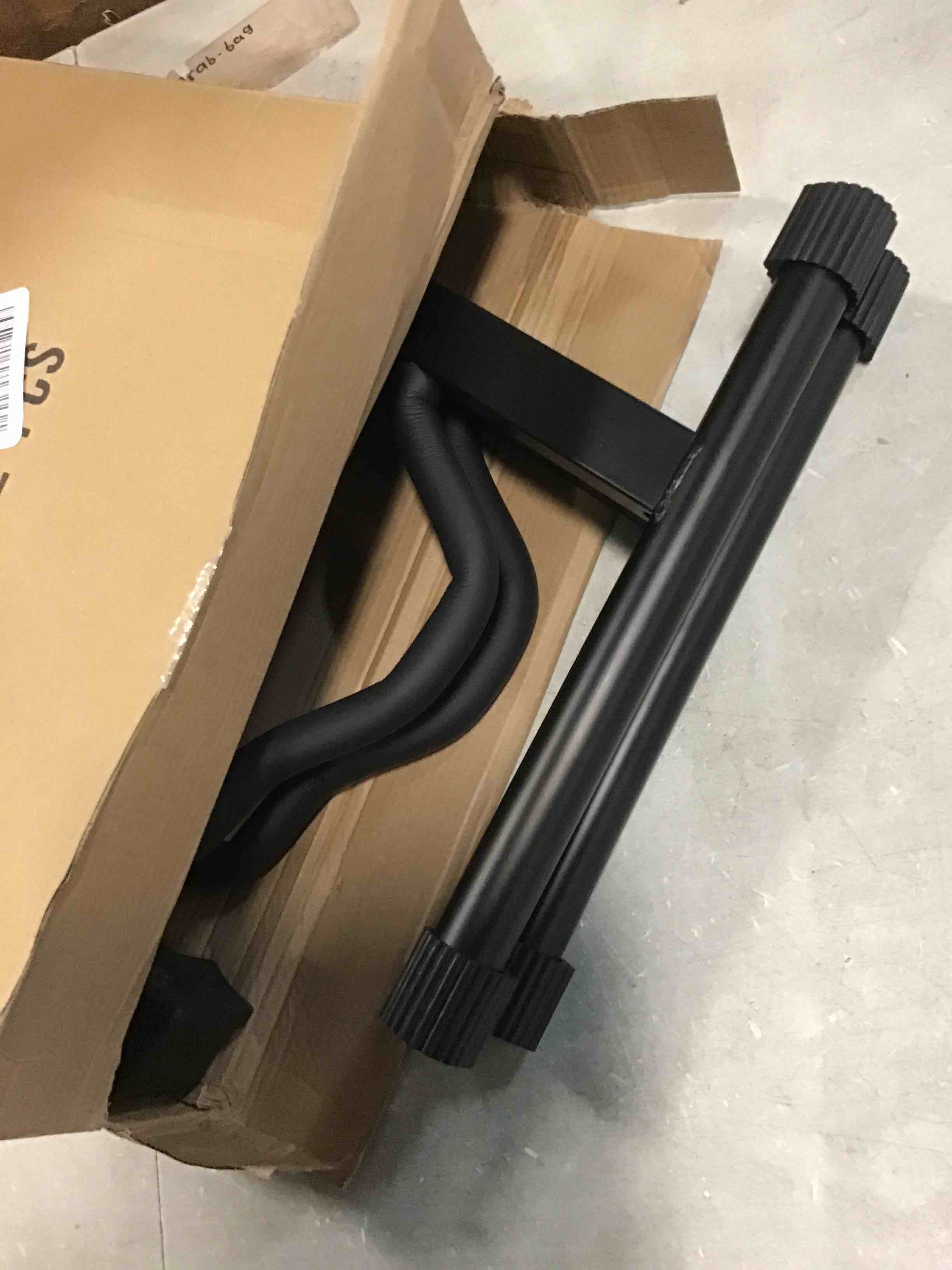 https://s3.amazonaws.com/lotting-images-prod/bidfta/TEA0318620_1728394312206.jpeg