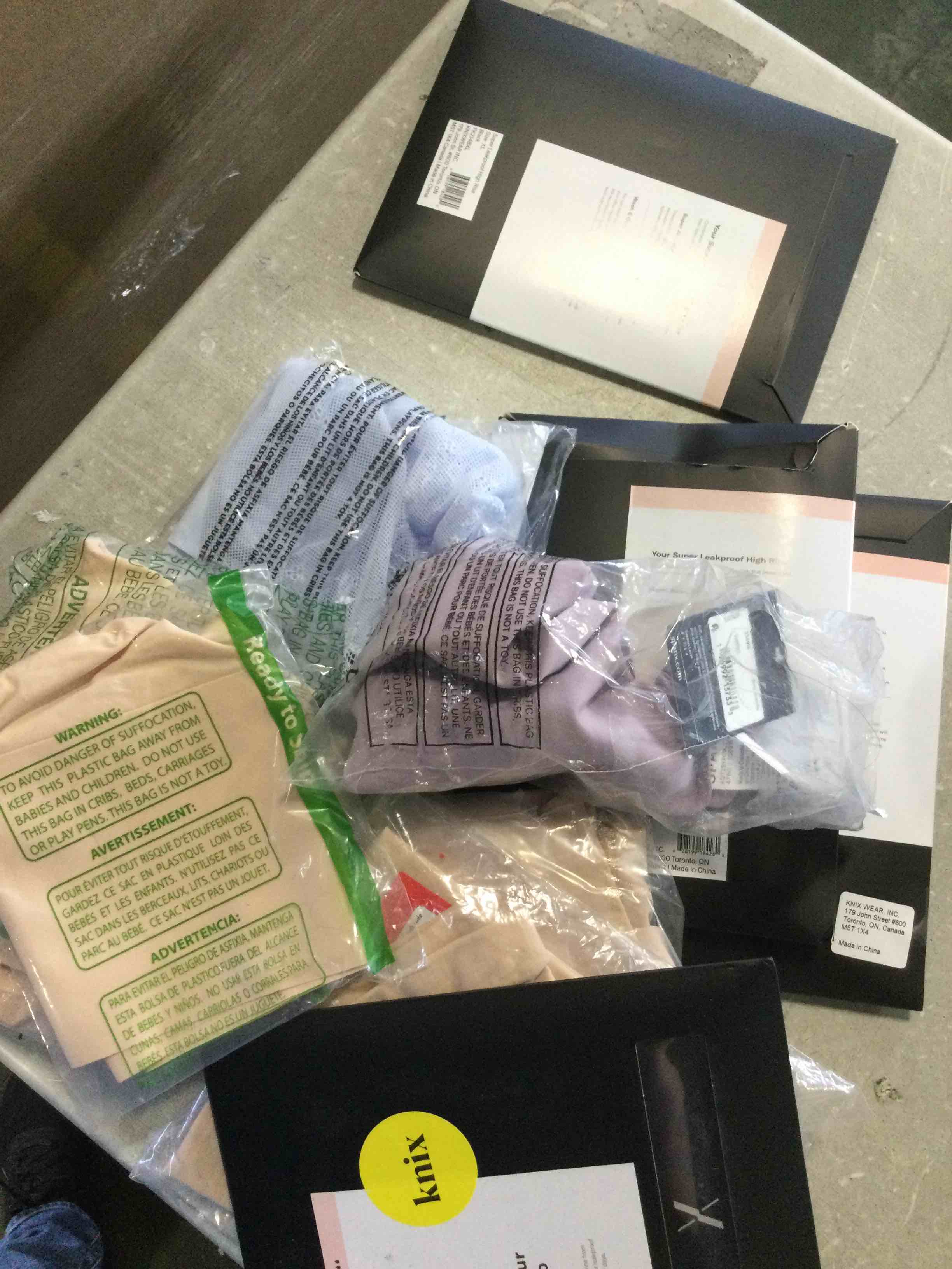 https://s3.amazonaws.com/lotting-images-prod/bidfta/TEA0320214_1729011213019.jpeg