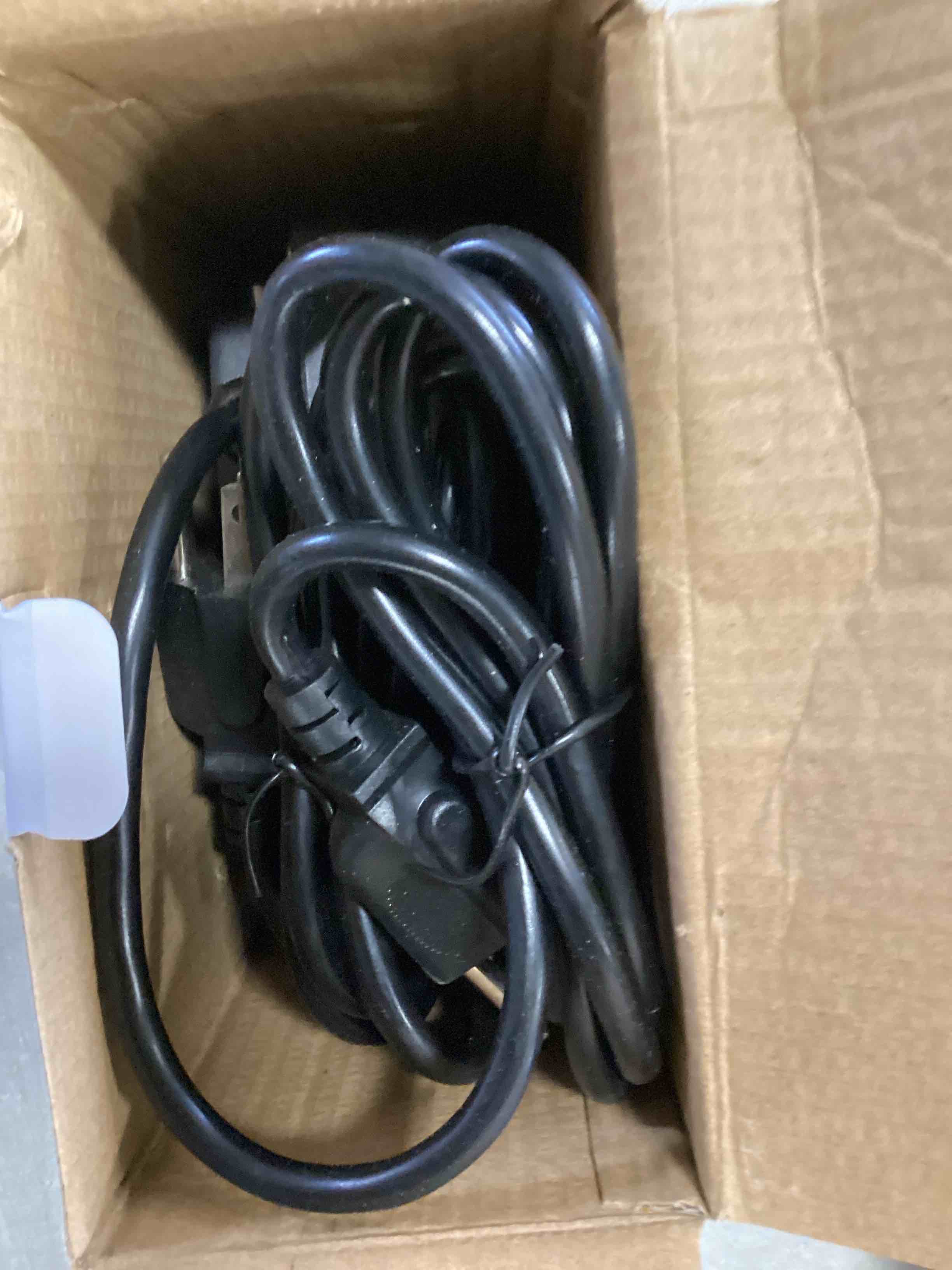 https://s3.amazonaws.com/lotting-images-prod/bidfta/TEA0320394_1728920143582.jpeg
