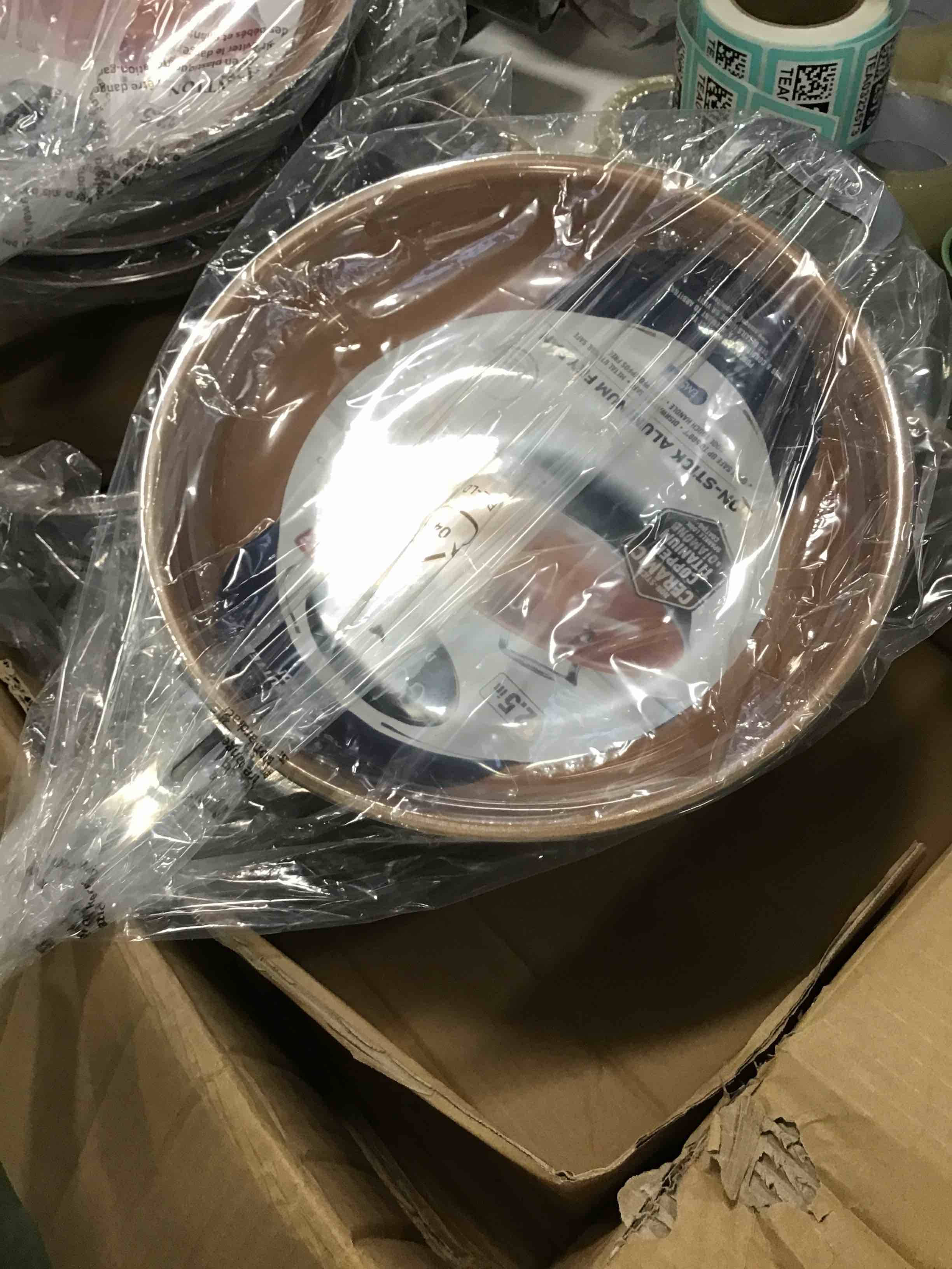 https://s3.amazonaws.com/lotting-images-prod/bidfta/TEA0322576_1728995983809.jpeg
