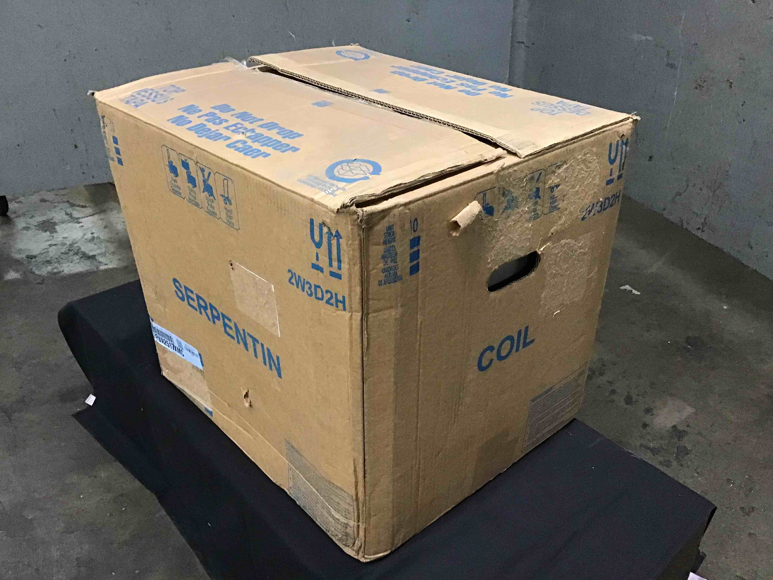 https://s3.amazonaws.com/lotting-images-prod/bidfta/TEA0325823_1741204226532.jpeg