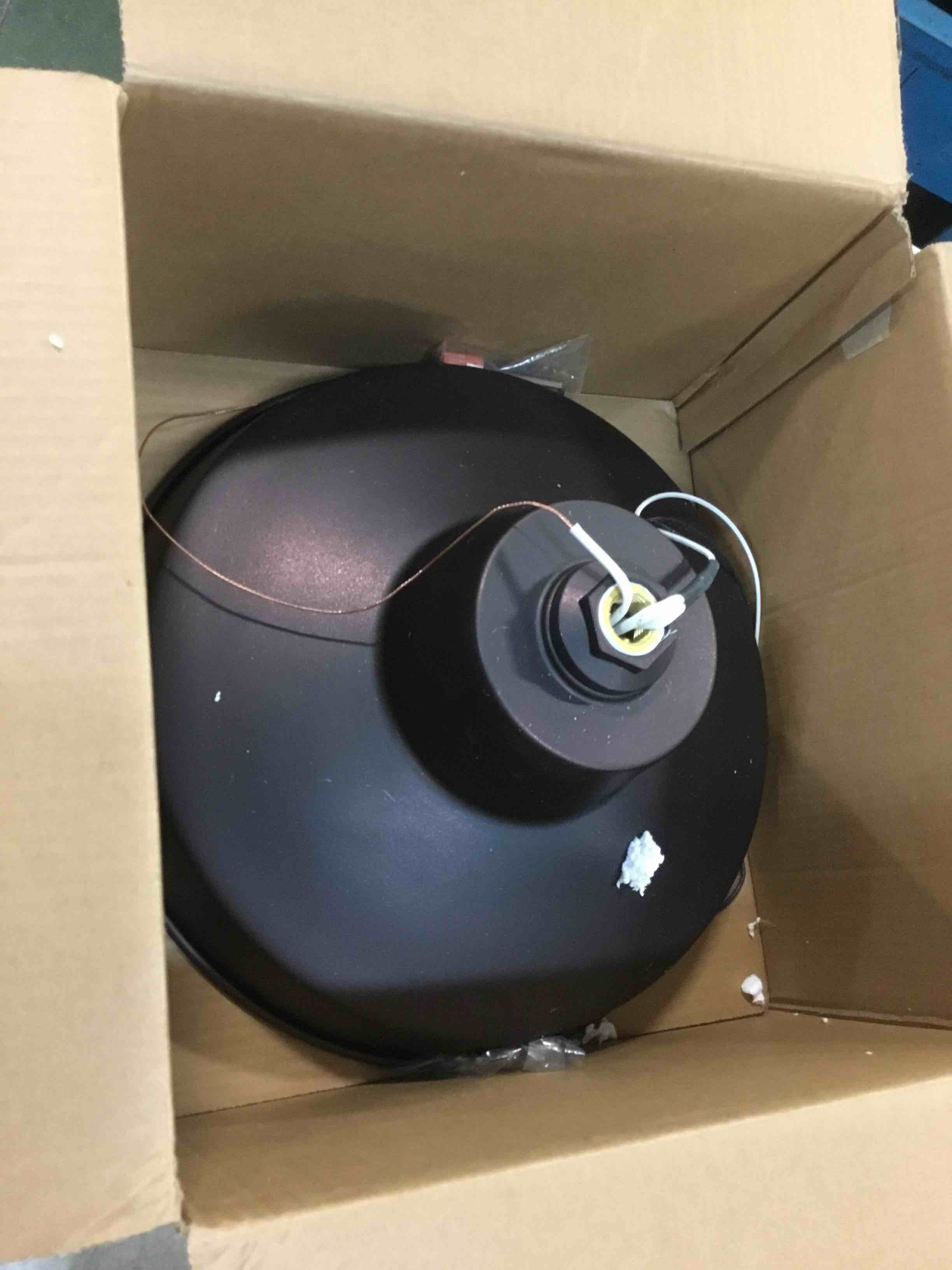 https://s3.amazonaws.com/lotting-images-prod/bidfta/TEA0332124_1728732139070.jpeg