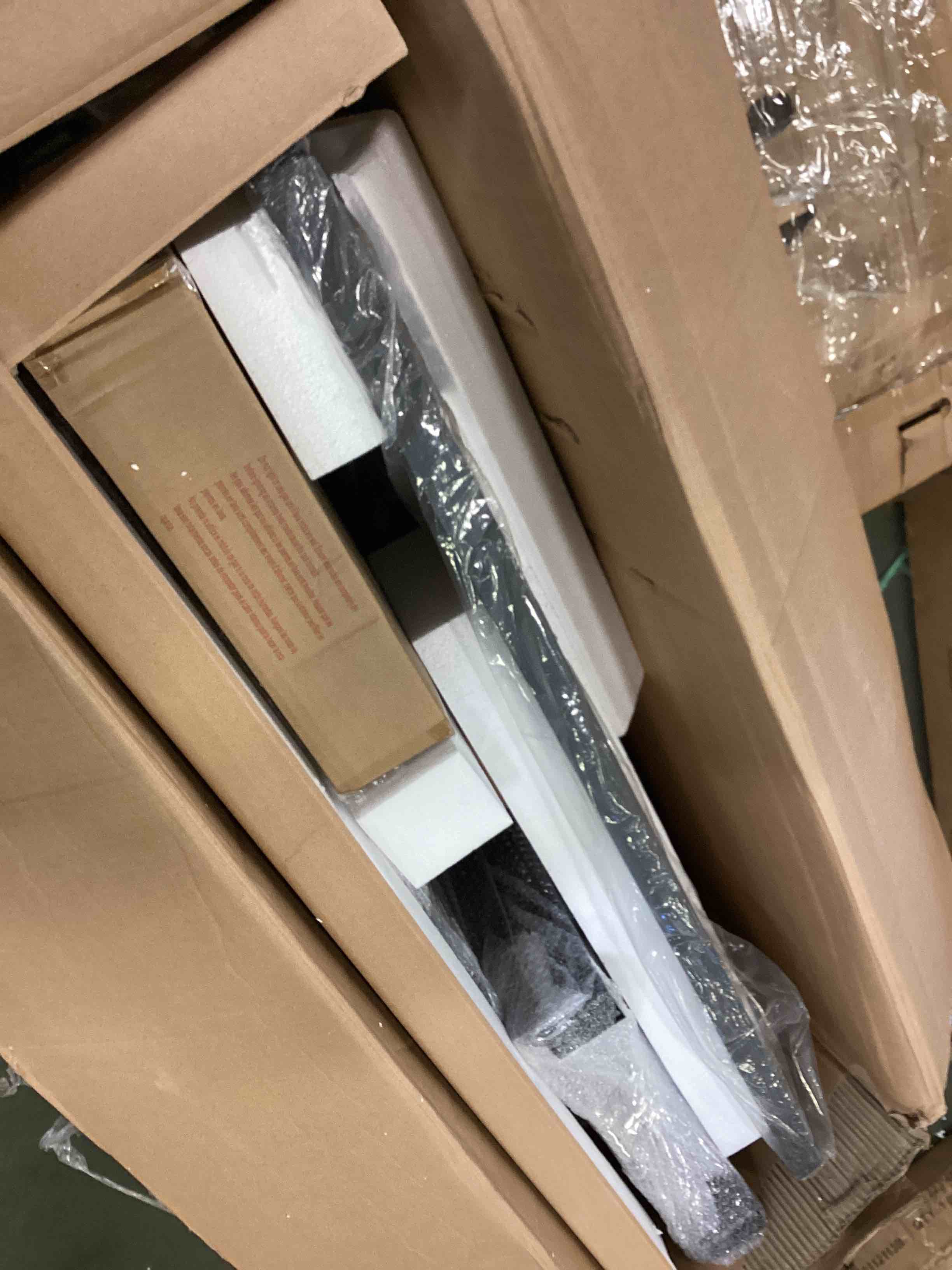 https://s3.amazonaws.com/lotting-images-prod/bidfta/TEA0332953_1728321372686.jpeg