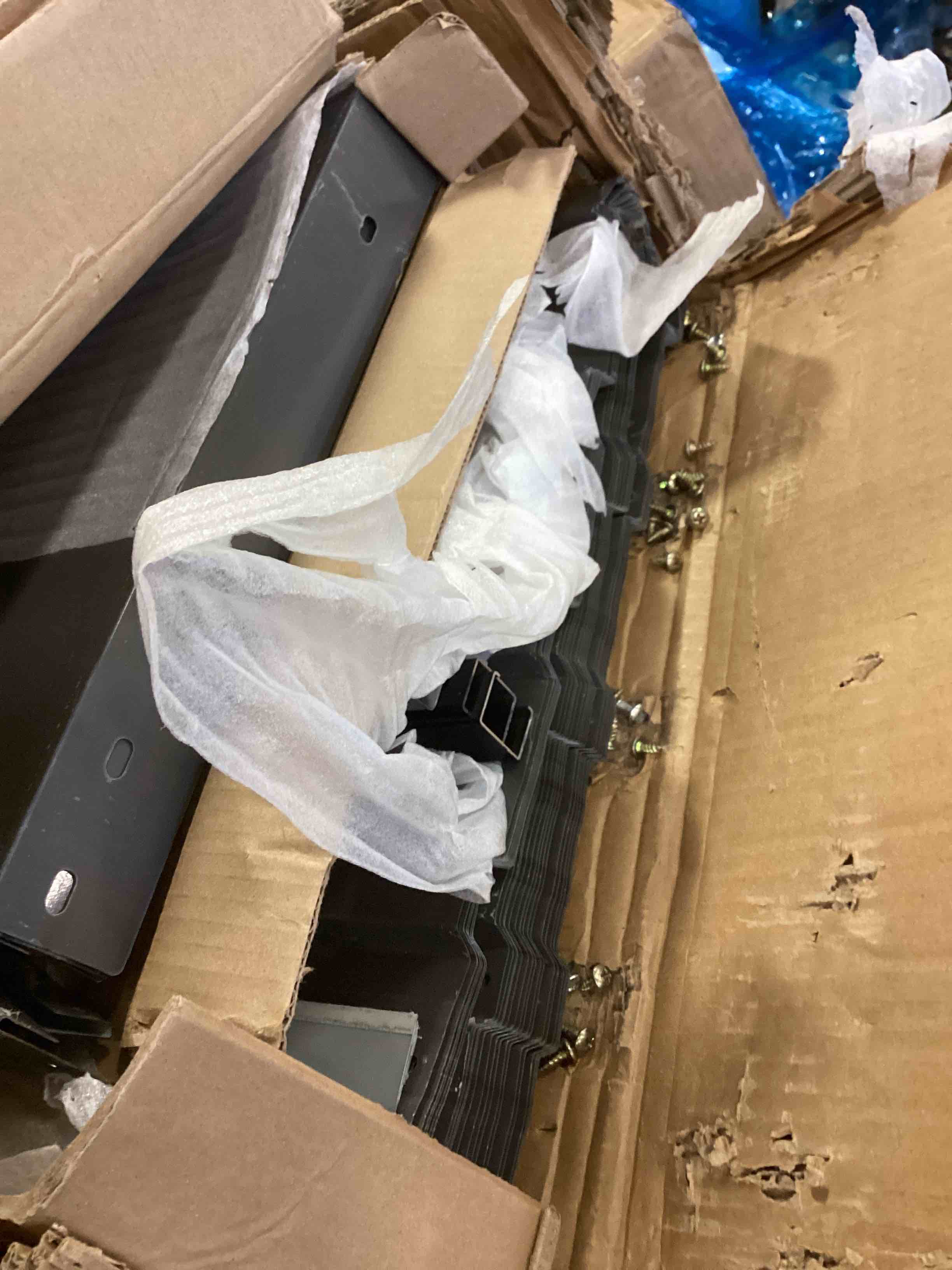 ( box 1 ) Greesum Metal Outdoor Storage Shed 10FT x 10FT, Steel Utility