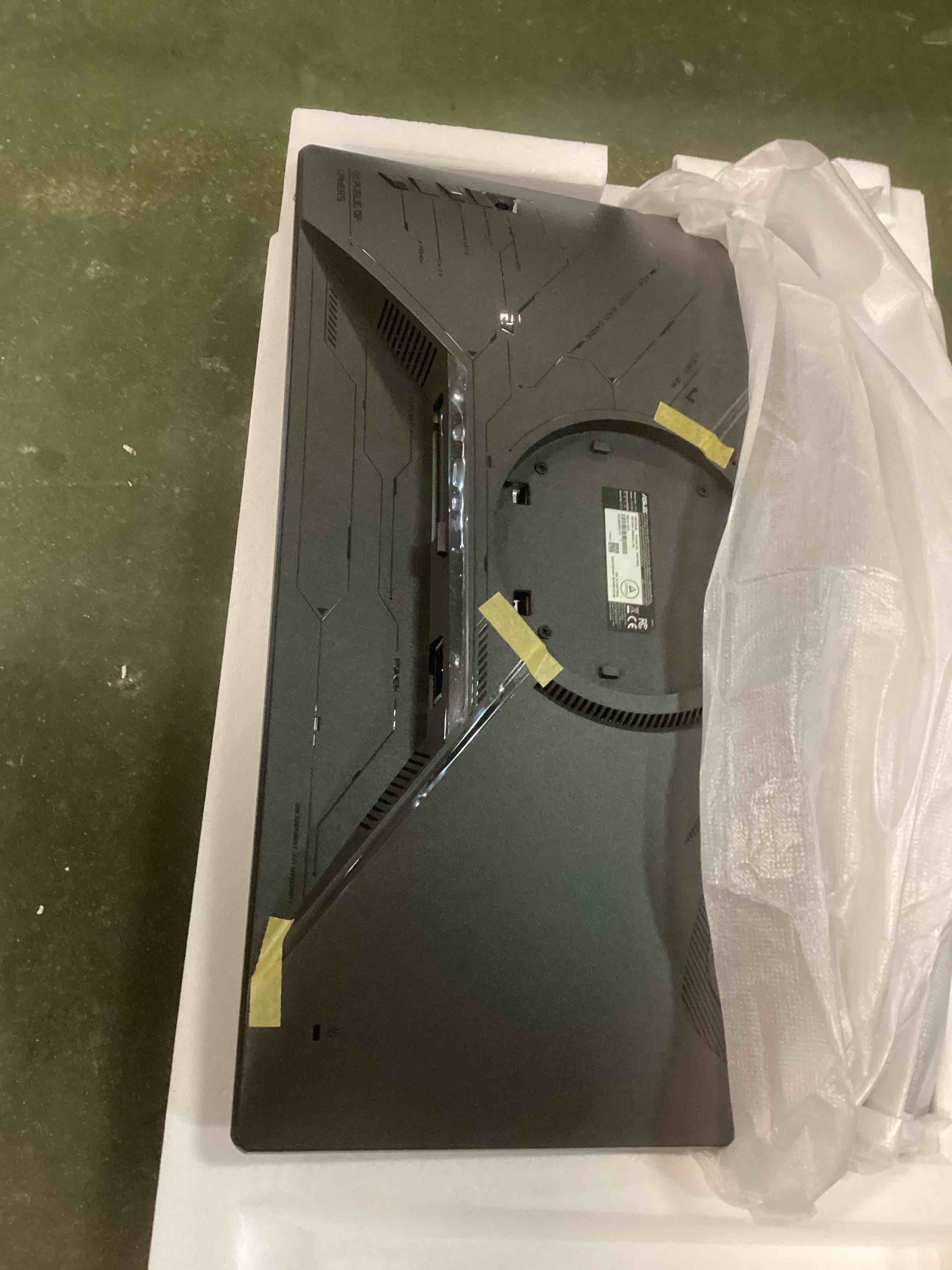 https://s3.amazonaws.com/lotting-images-prod/bidfta/TEA0334271_1728693751301.jpeg