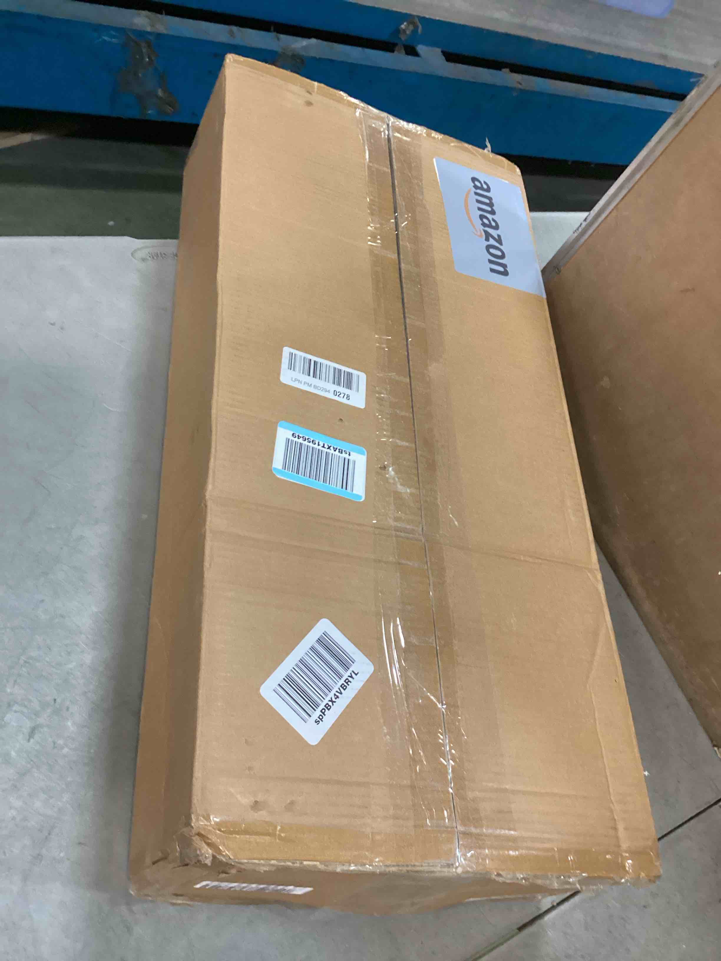 https://s3.amazonaws.com/lotting-images-prod/bidfta/TEA0334480_1728605384360.jpeg